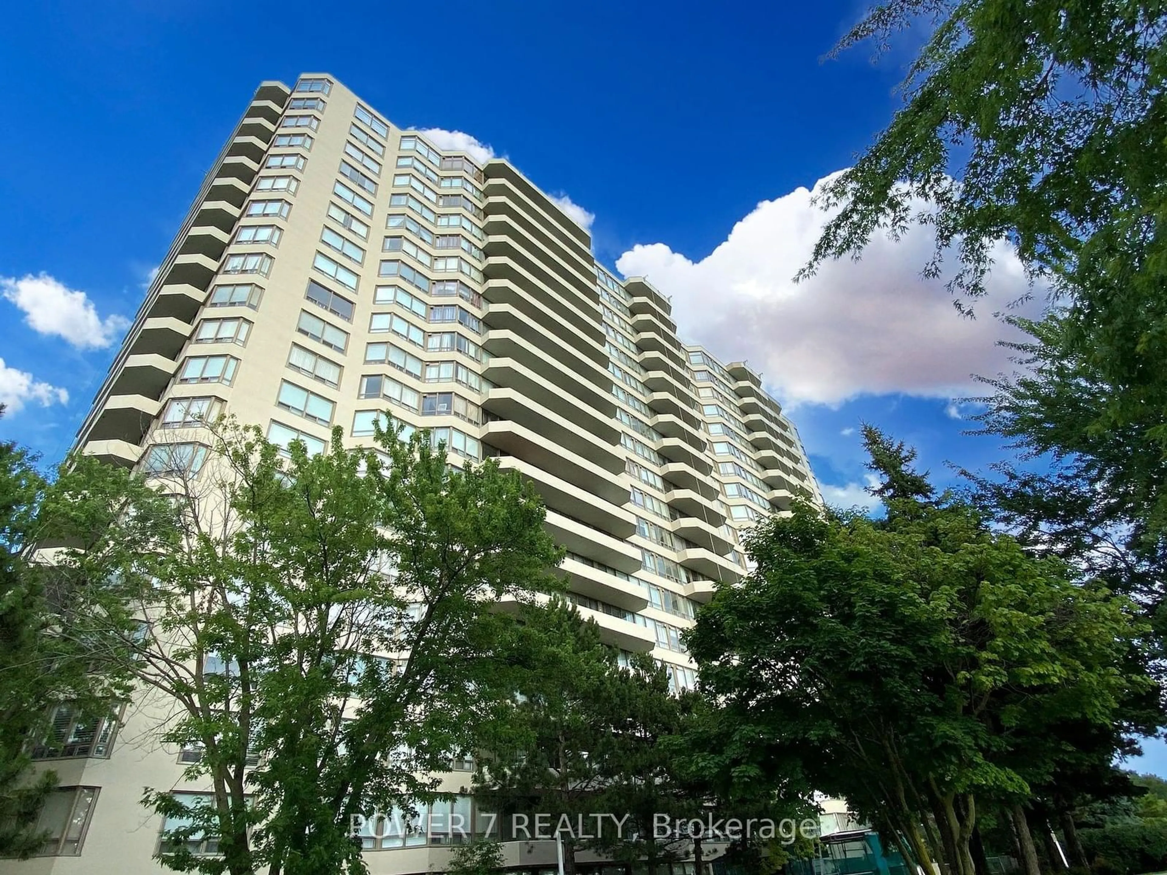 A pic from exterior of the house or condo for 1 Greystone Walk Dr #PH82, Toronto Ontario M1K 5J3