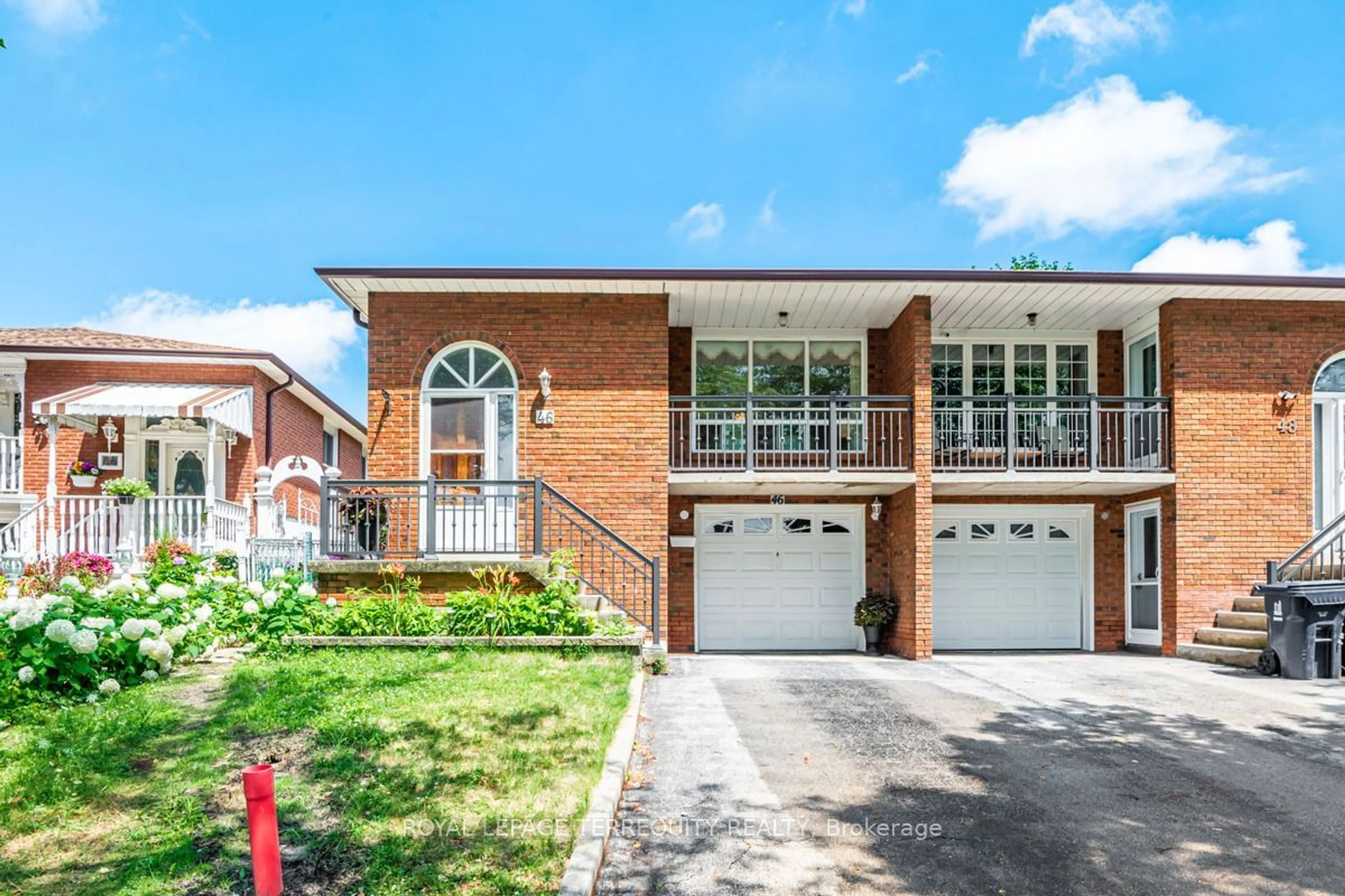 Home with brick exterior material for 46 Fred Bland Cres, Toronto Ontario M1J 3L8