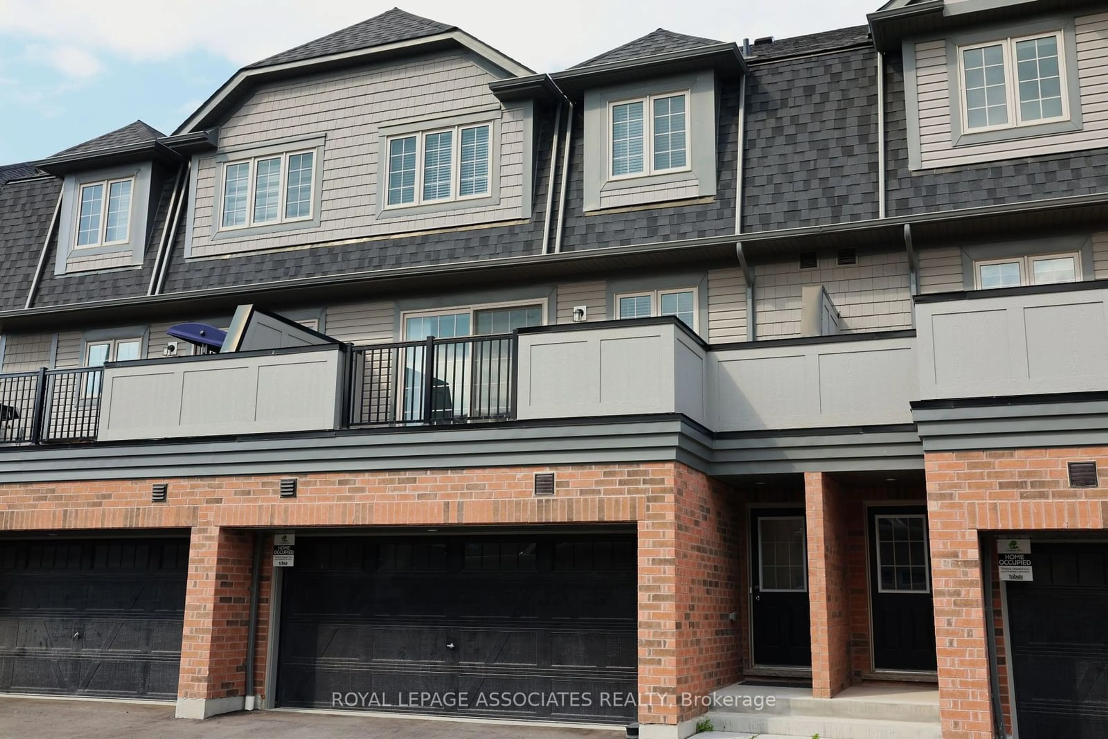 A pic from exterior of the house or condo for 304 Coronation Rd, Whitby Ontario L1P 0K8