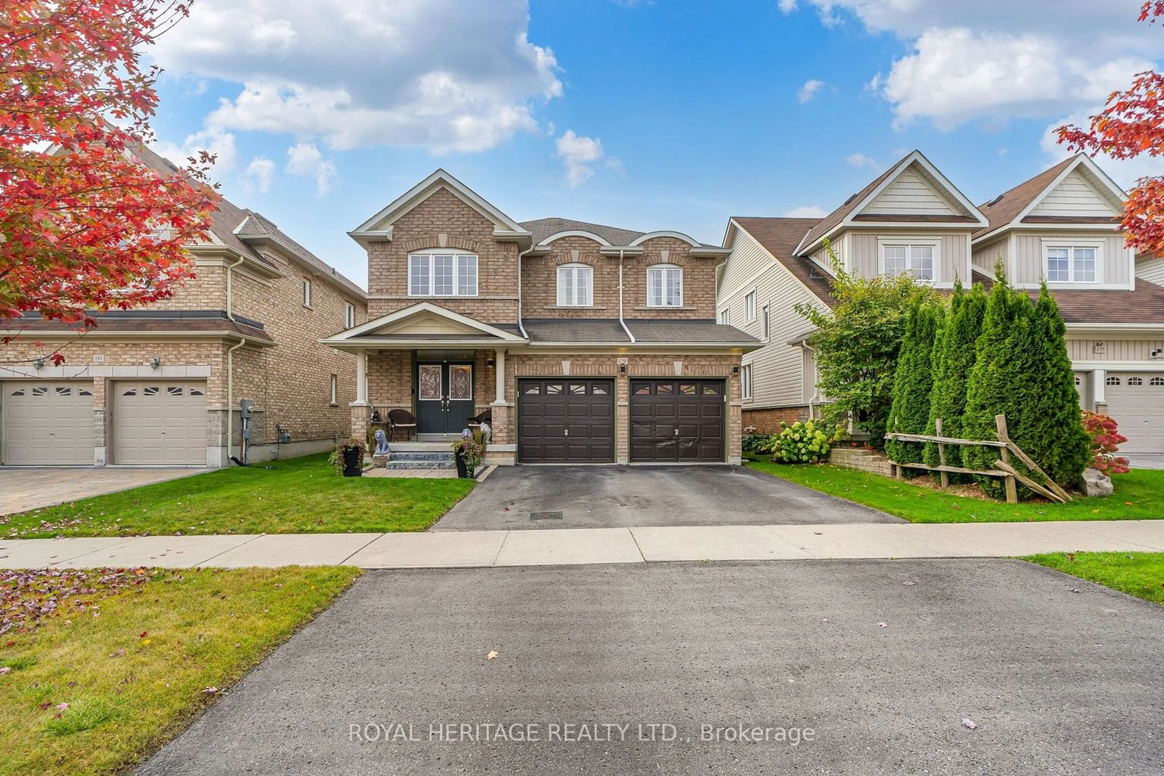 Frontside or backside of a home for 179 Glenabbey Dr, Clarington Ontario L1E 0C4