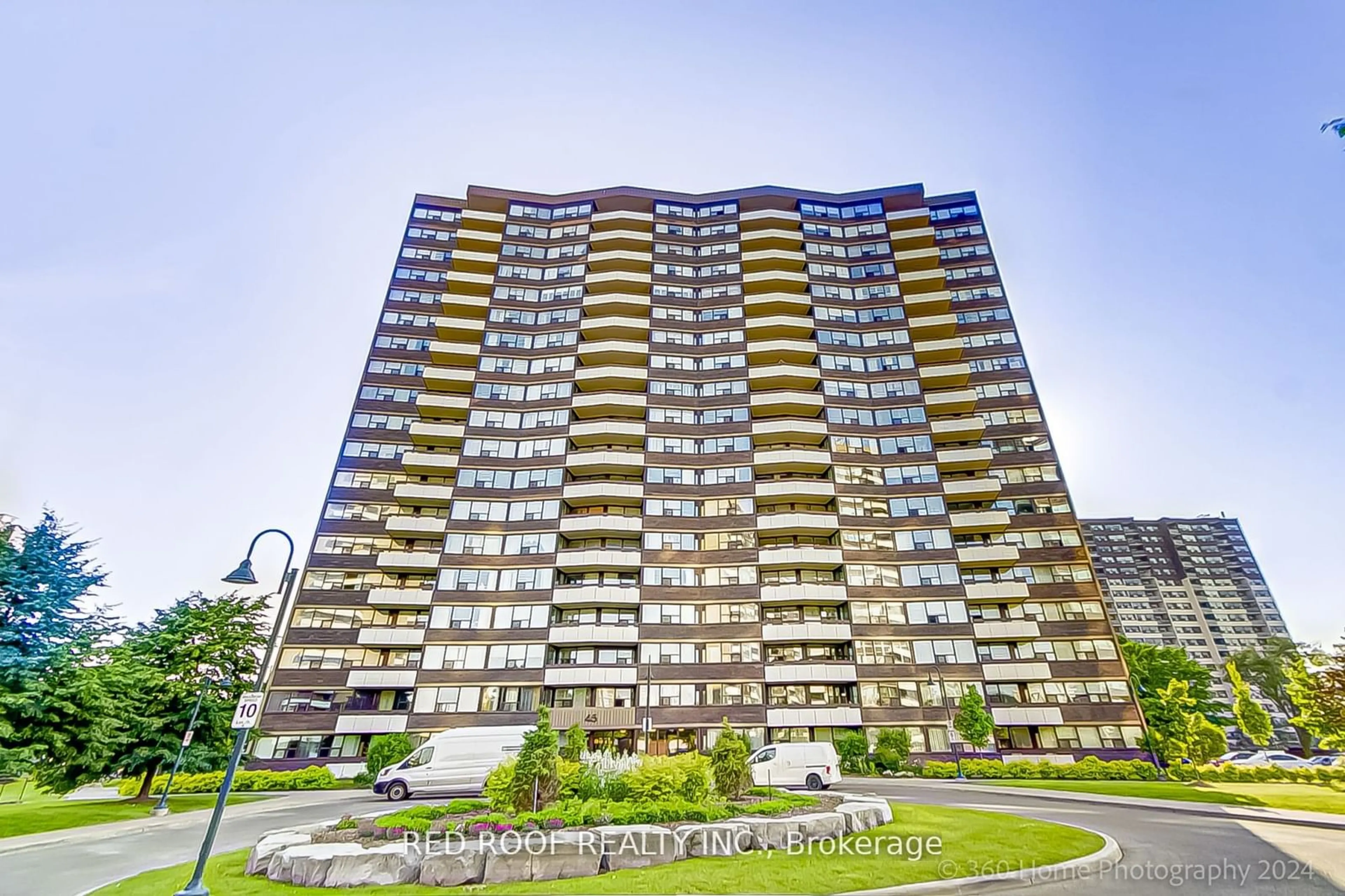 A pic from exterior of the house or condo for 45 Huntingdale Blvd #604, Toronto Ontario M1W 2N8