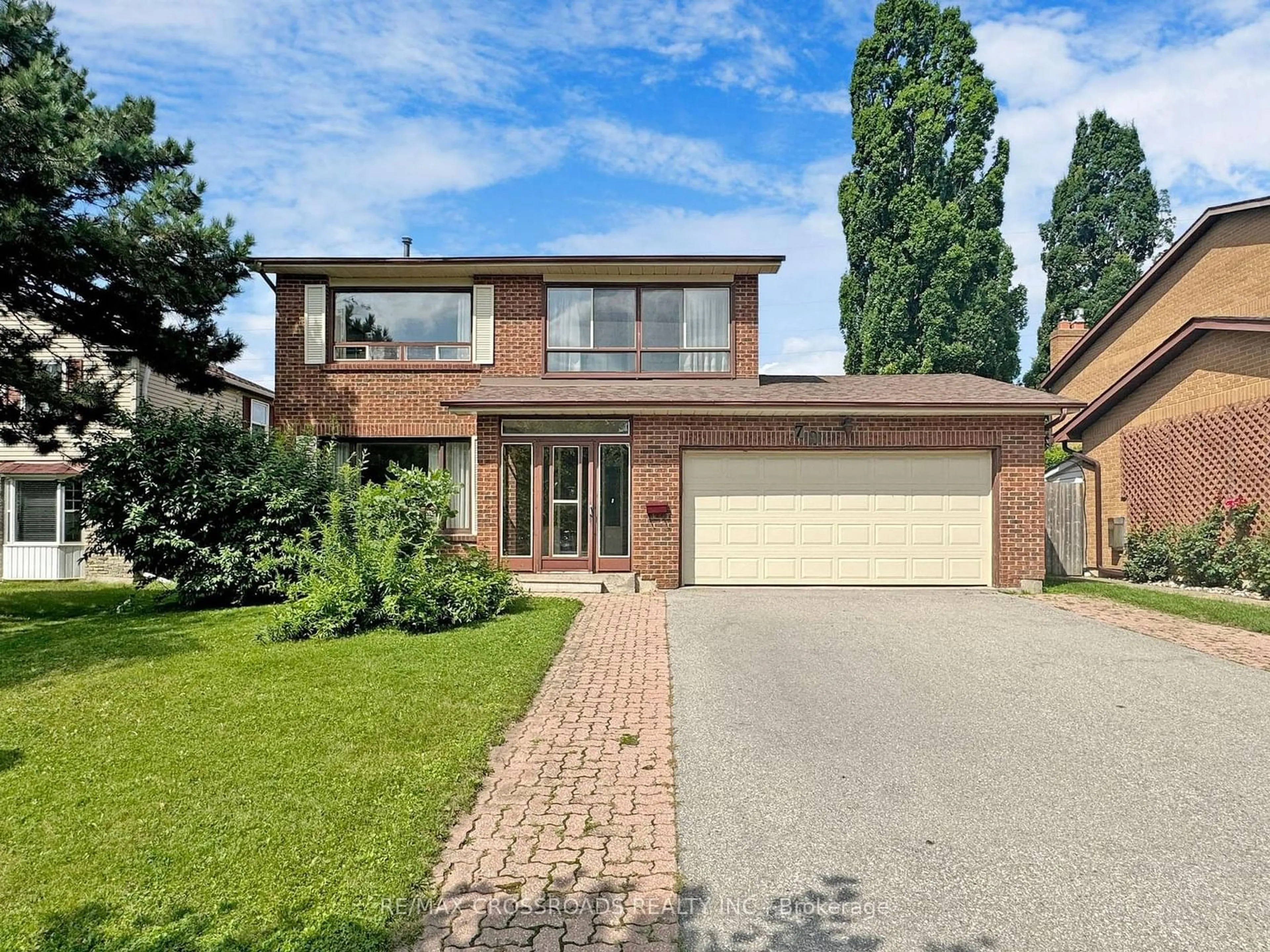 Home with brick exterior material for 79 Huntsmill Blvd, Toronto Ontario M1W 2Z8