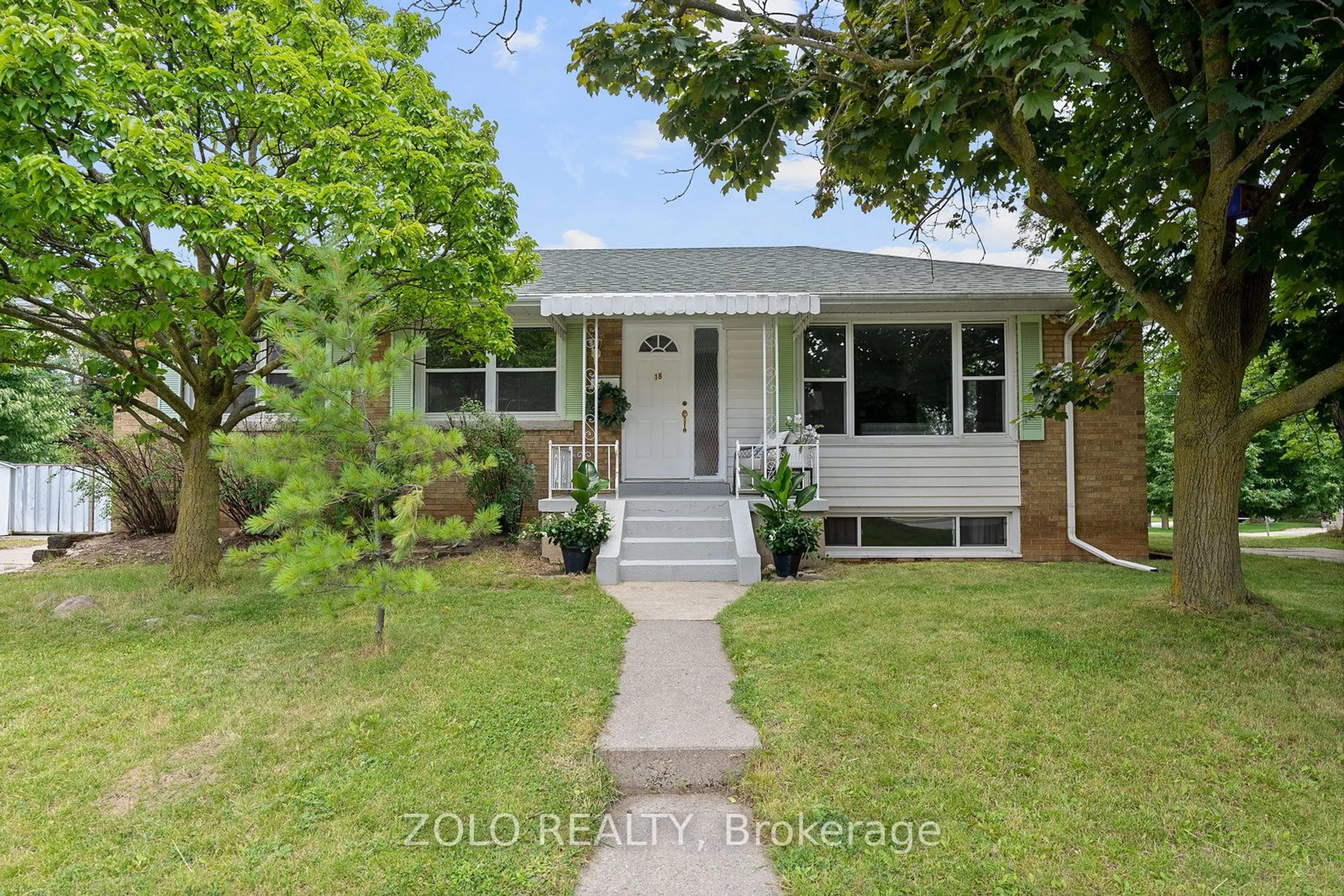 Frontside or backside of a home for 18 Delbert Dr, Toronto Ontario M1P 1X2