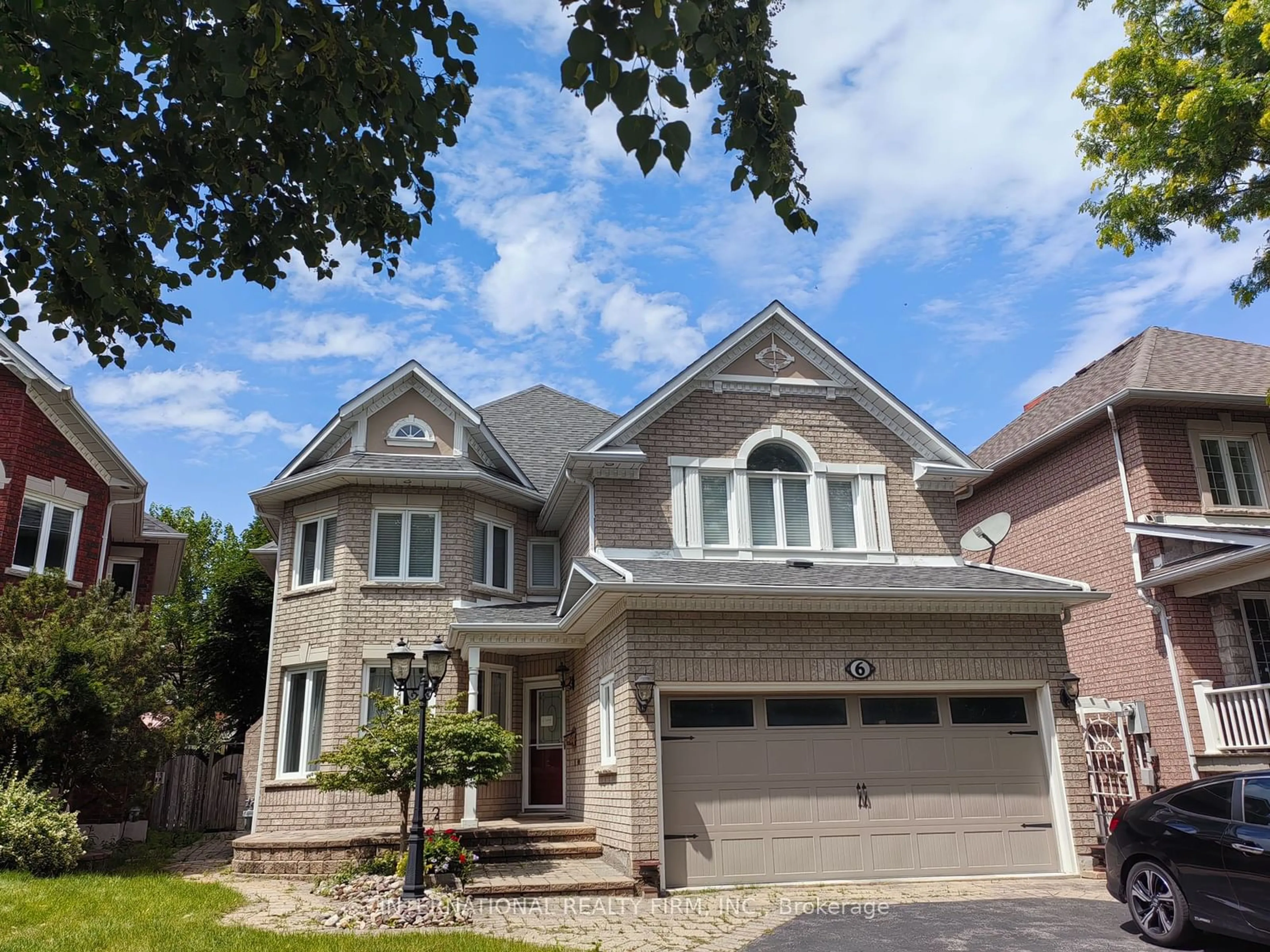 Frontside or backside of a home for 6 Mortimer Cres, Ajax Ontario L1T 3Y1