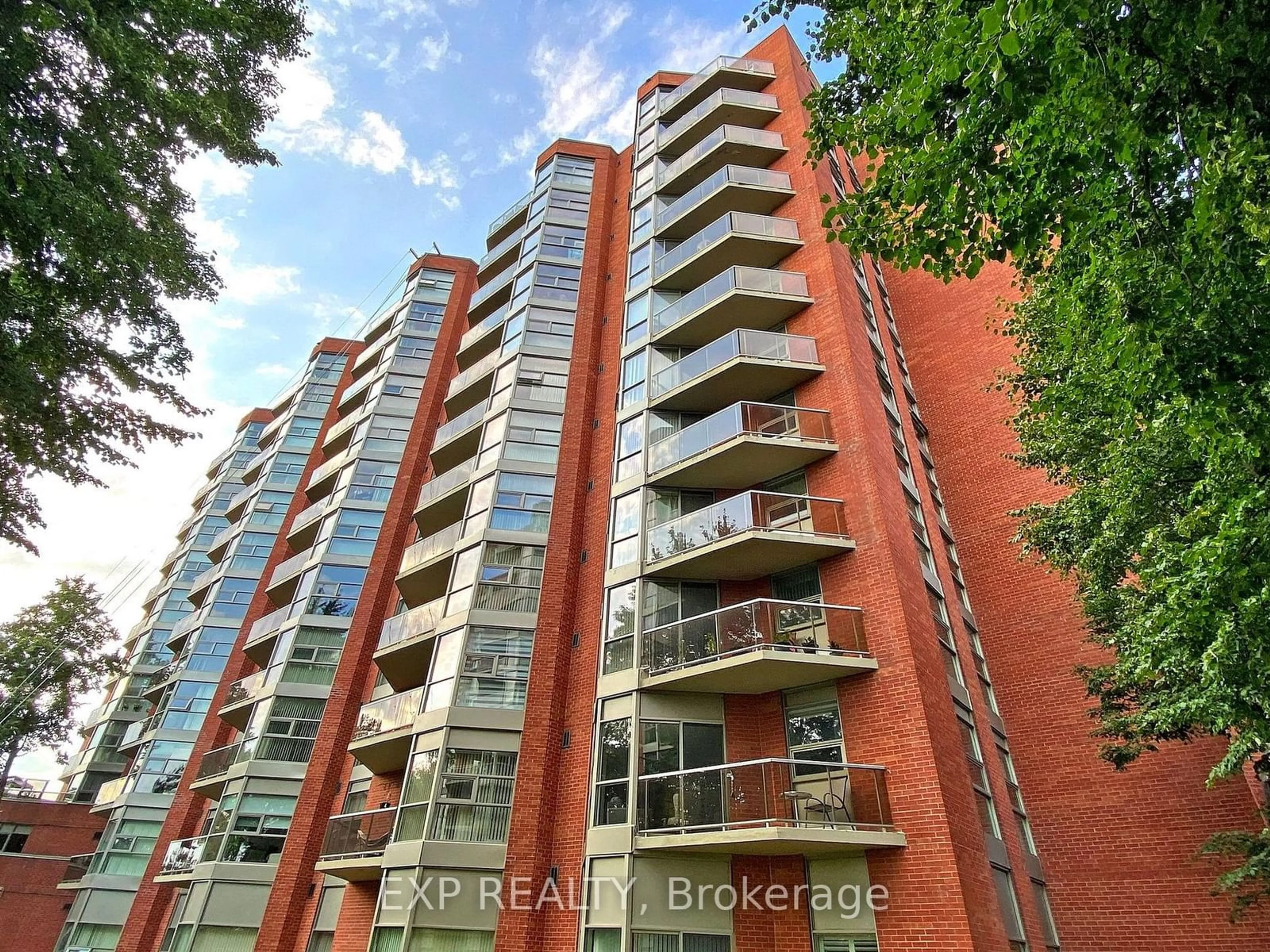 A pic from exterior of the house or condo for 10 Dean Park Rd #718, Toronto Ontario M1B 3G8