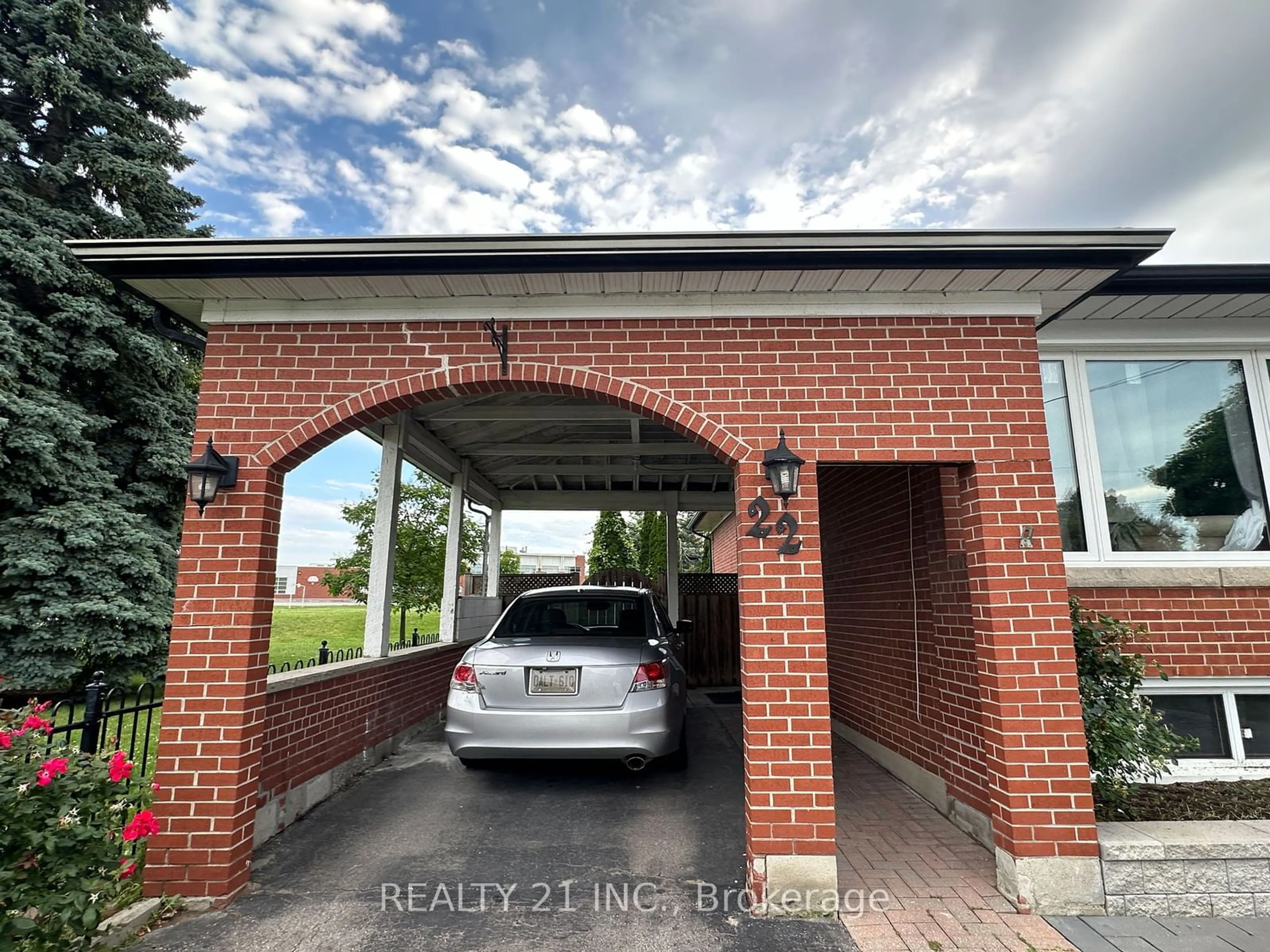 Home with brick exterior material for 22 Beran Dr, Toronto Ontario M1G 1G1