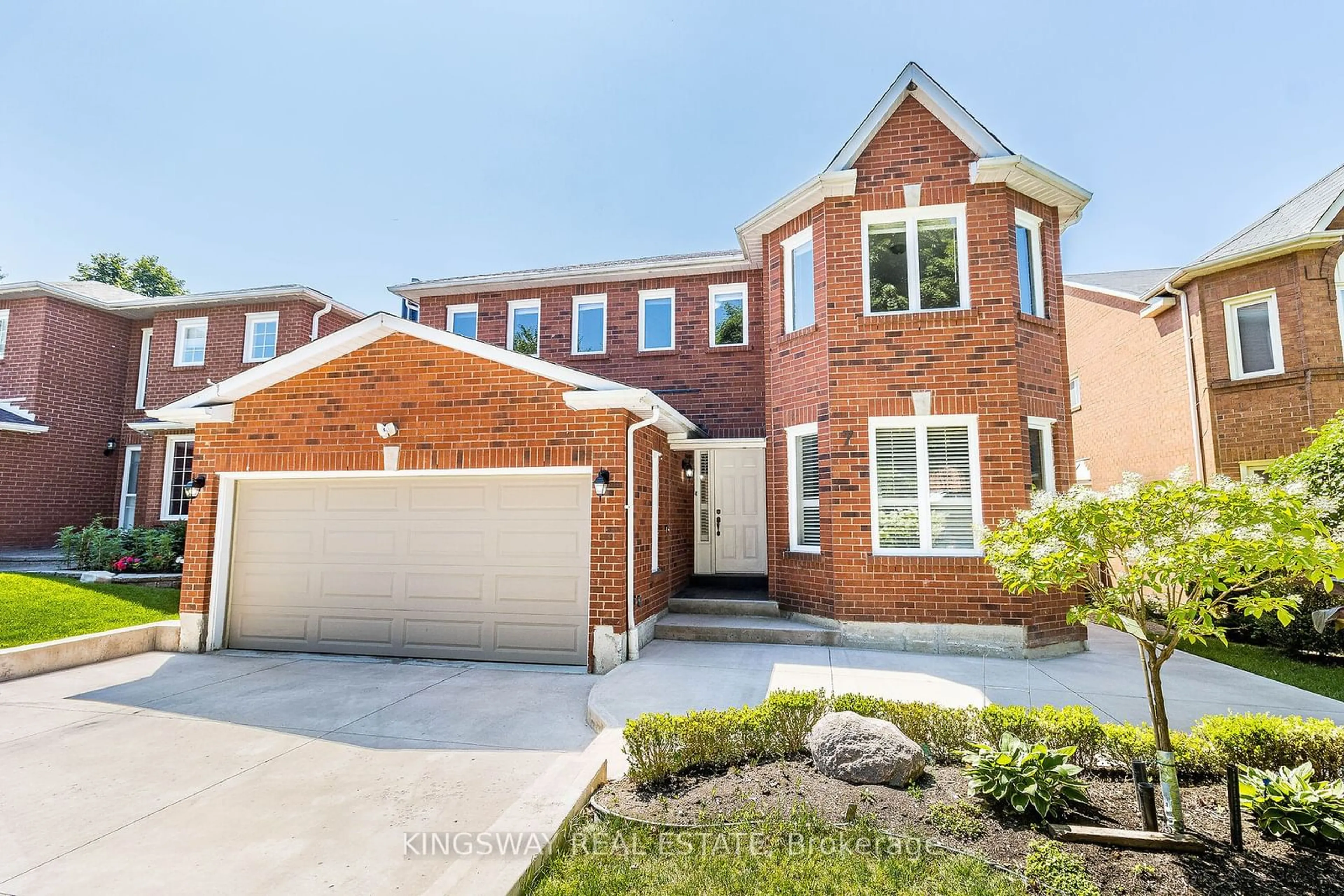 Home with brick exterior material for 7 Carmichael Dr, Whitby Ontario L1N 9A4