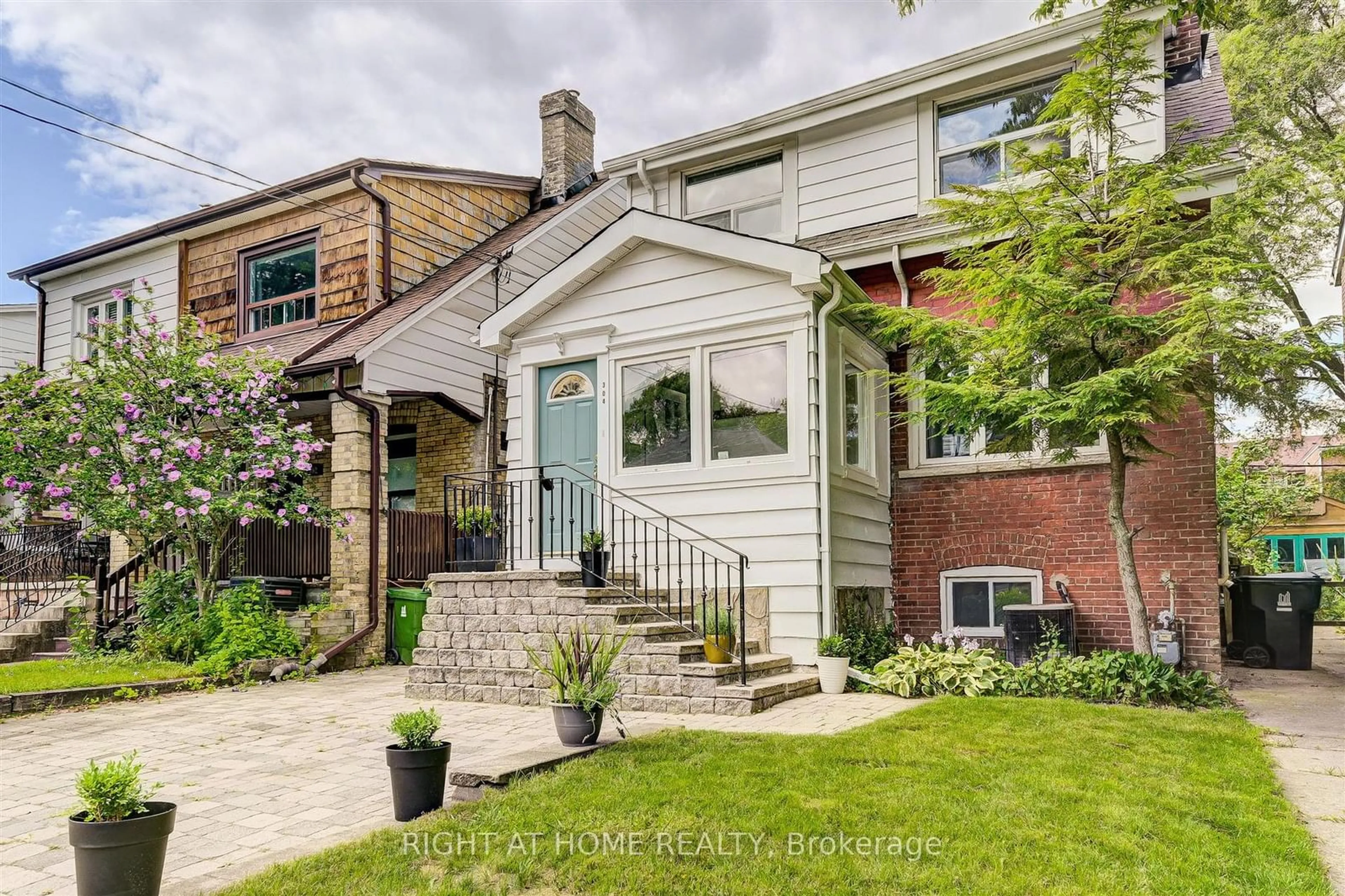 Home with brick exterior material for 304 Milverton Blvd, Toronto Ontario M4J 1V7