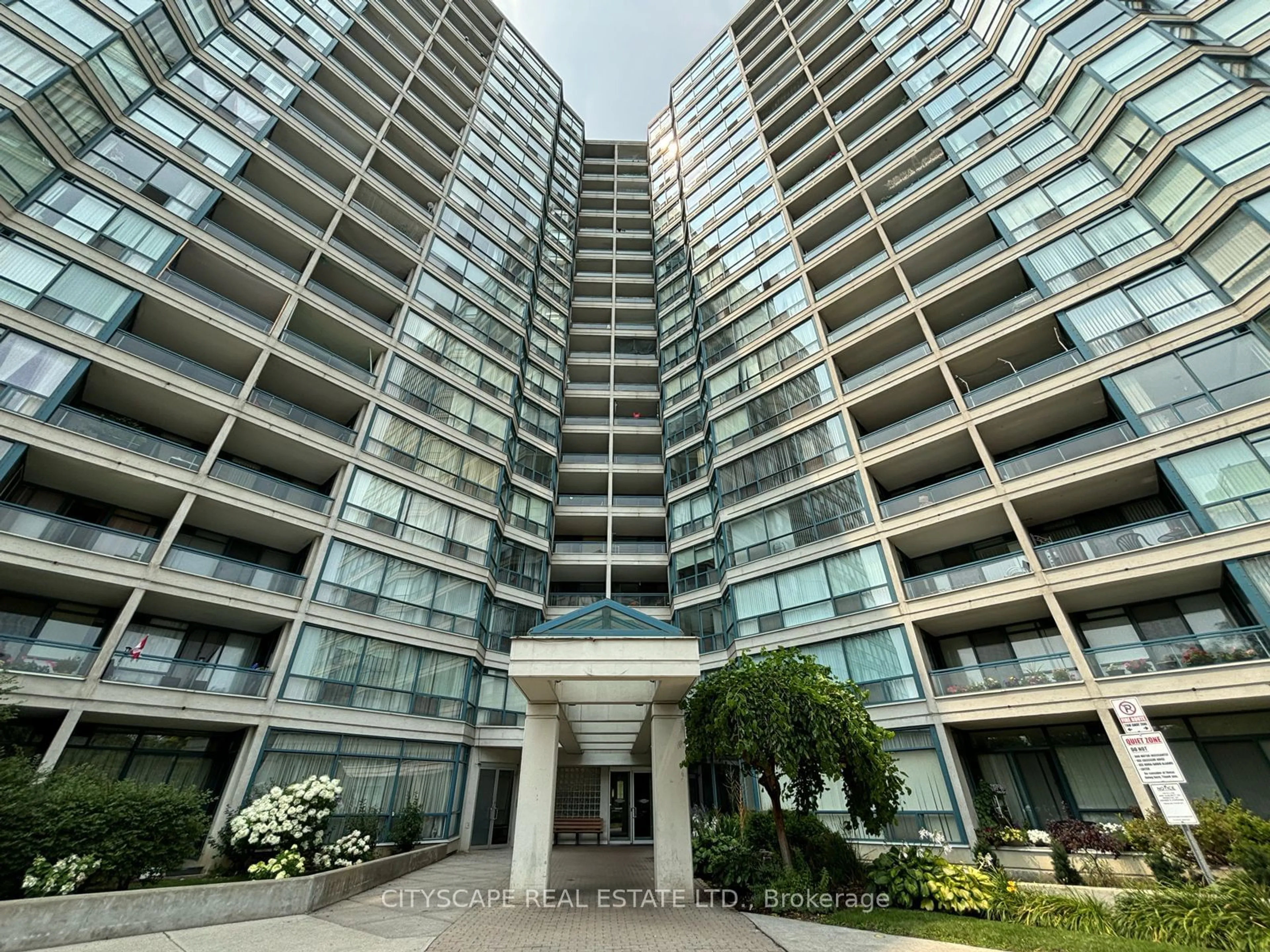 A pic from exterior of the house or condo for 4725 Sheppard Ave #1009, Toronto Ontario M1S 5B2