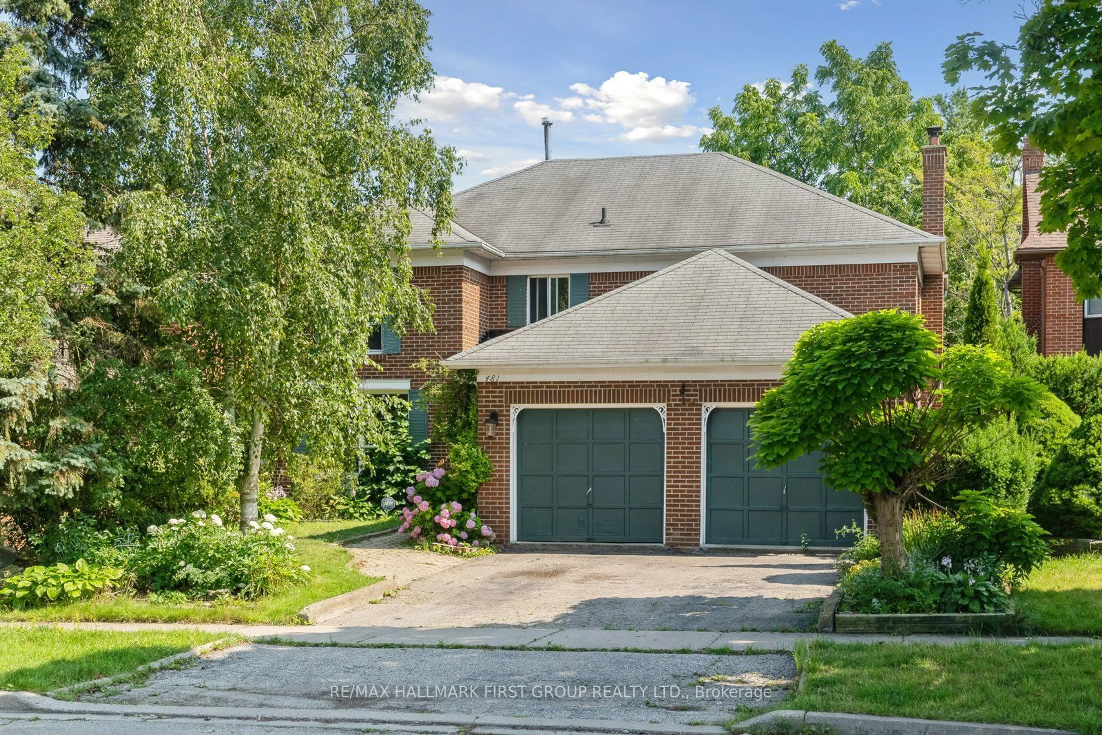 Frontside or backside of a home for 481 Broadgreen St, Pickering Ontario L1W 3H6