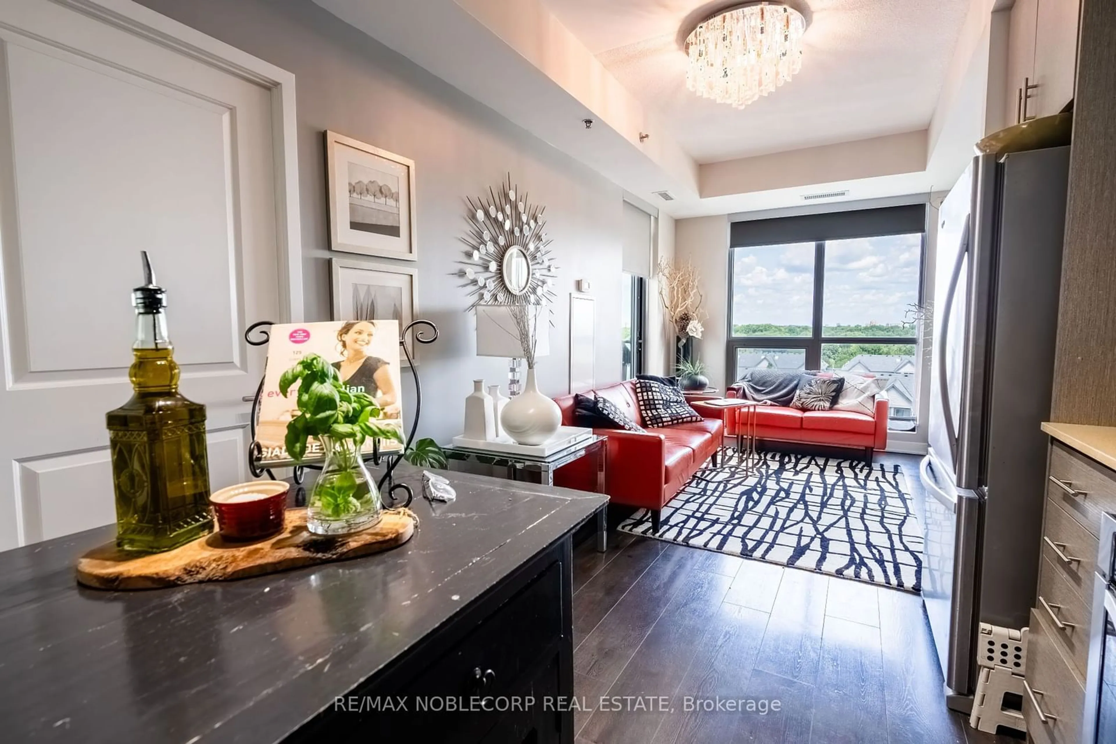 Living room for 195 Bonis Ave #703, Toronto Ontario M1T 0A5