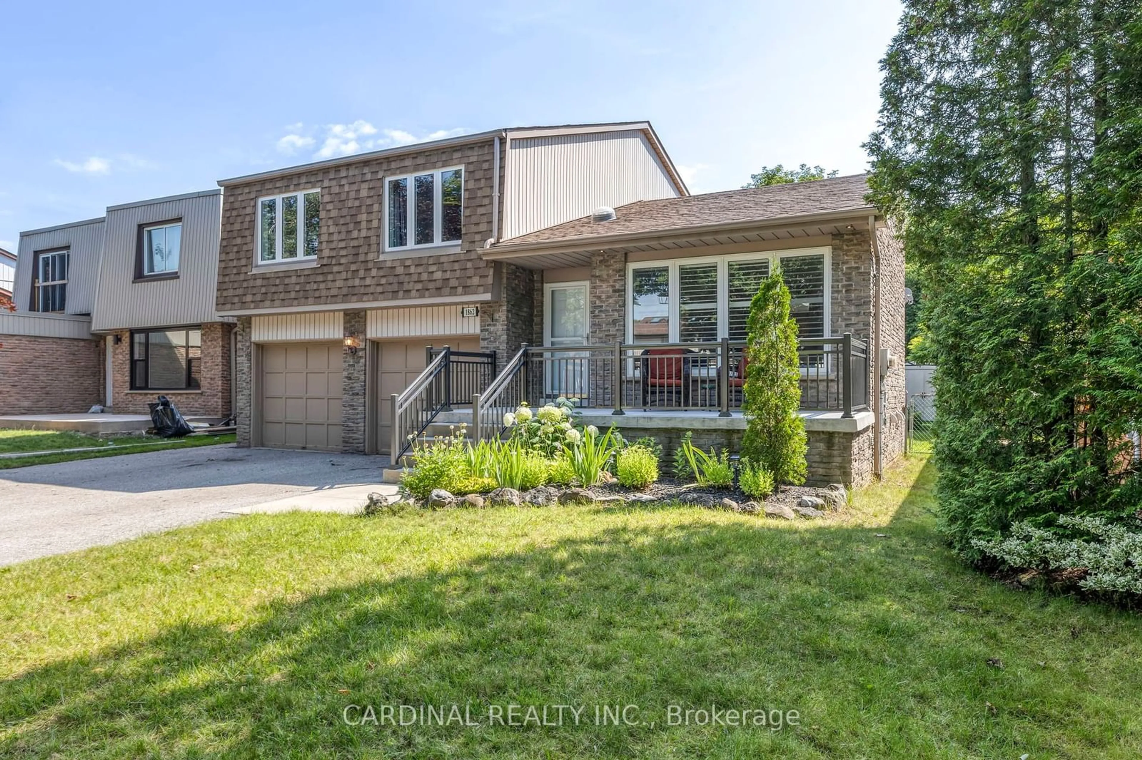 Home with brick exterior material for 1862 Malden Cres, Pickering Ontario L1V 3G4