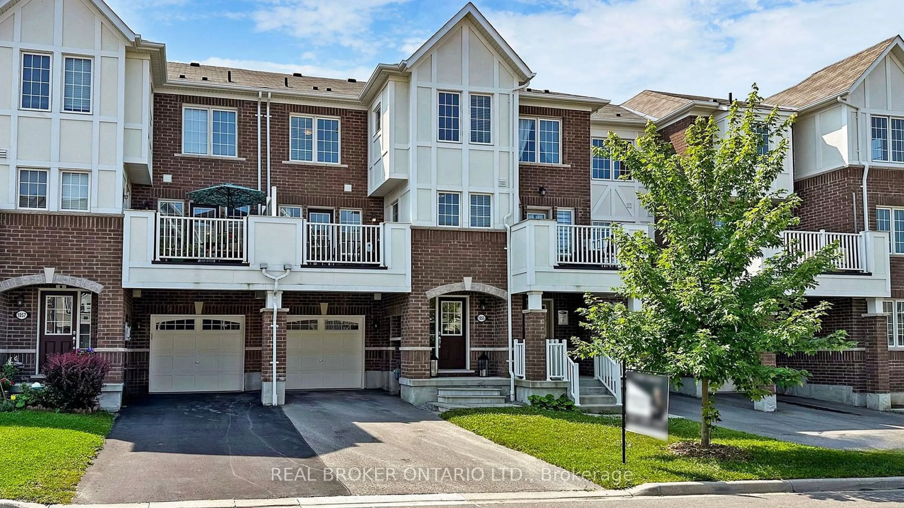 A pic from exterior of the house or condo for 1055 Clipper Lane, Pickering Ontario L1X 0E9