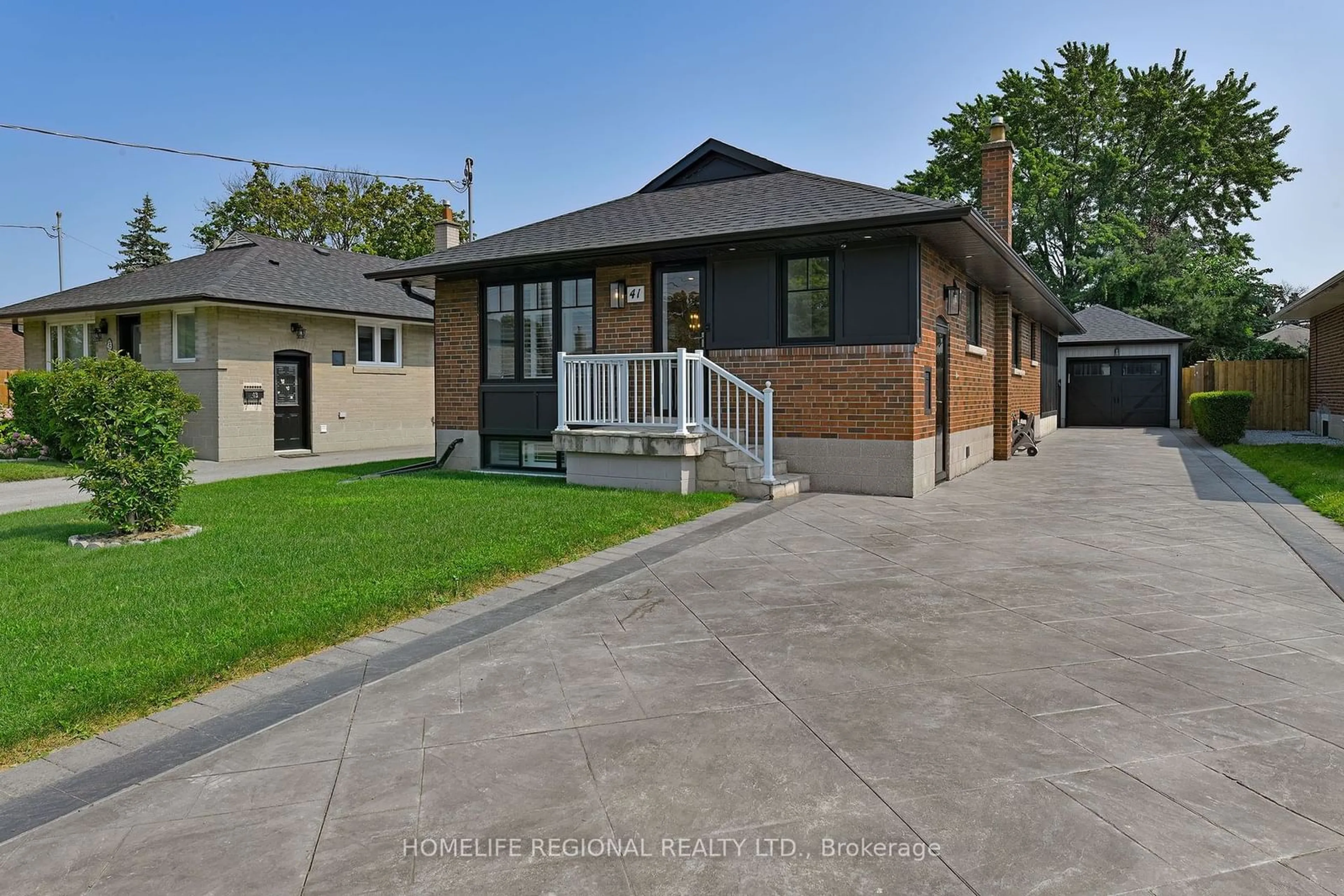 Frontside or backside of a home for 41 Terraview Blvd, Toronto Ontario M1R 4L8
