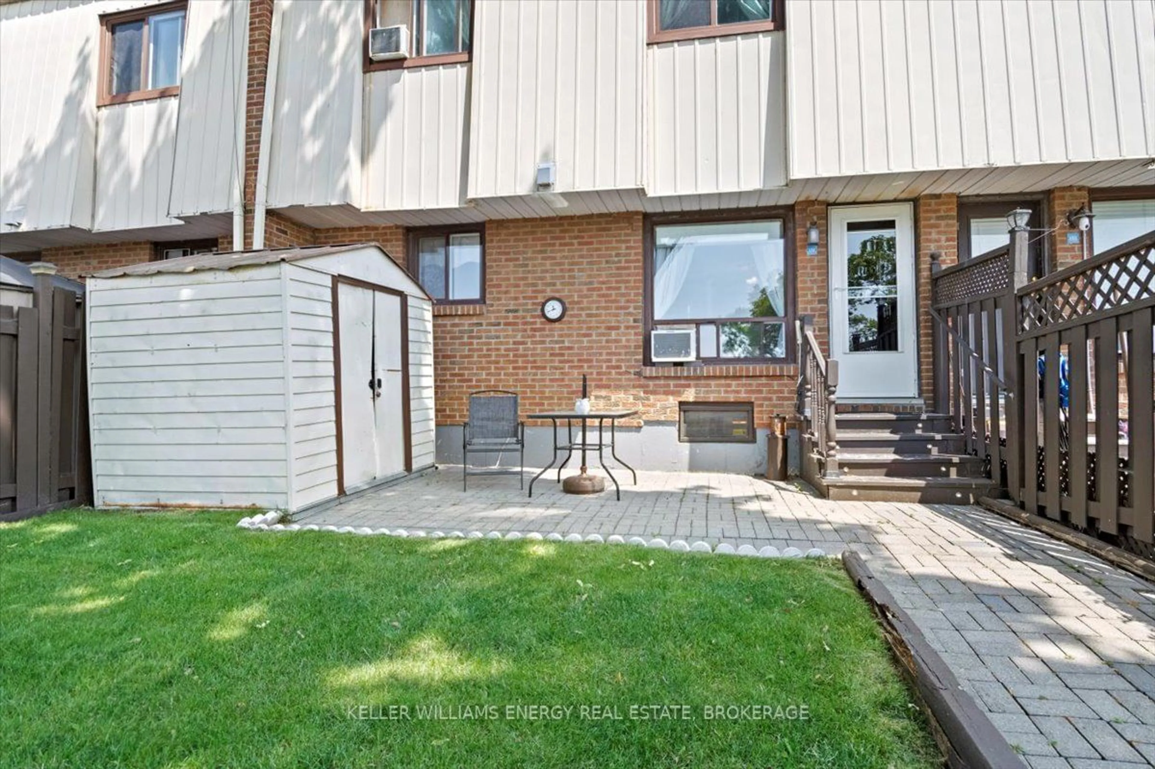 A pic from exterior of the house or condo for 1100 Oxford St #131, Oshawa Ontario L1J 6G4