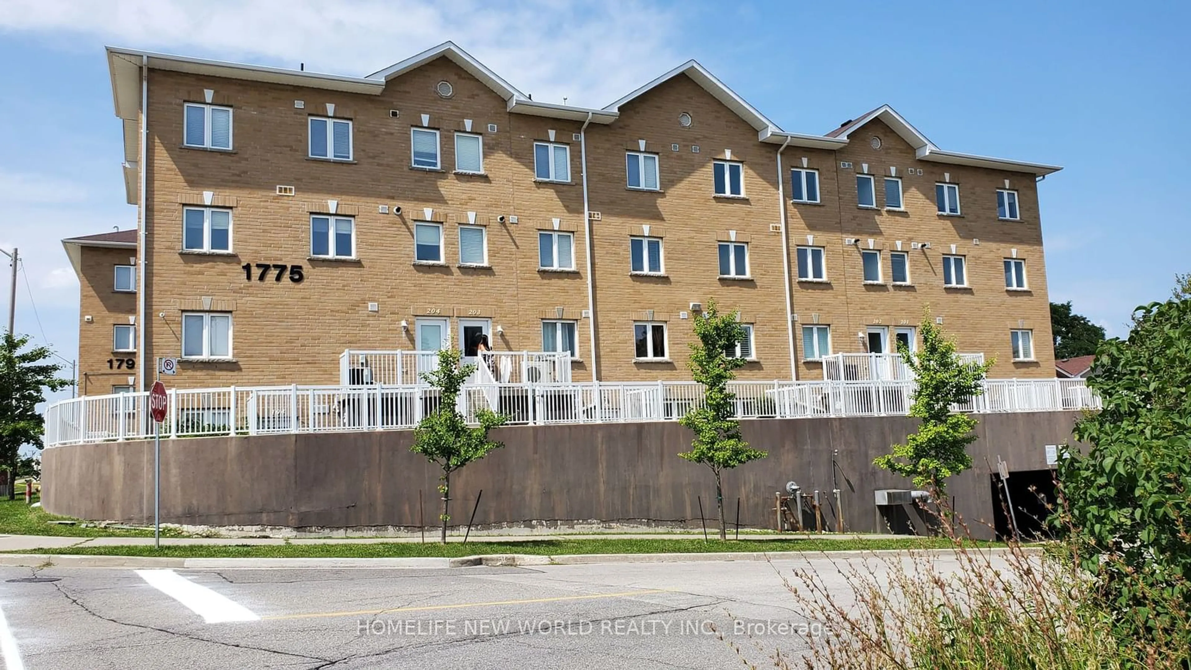 A pic from exterior of the house or condo for 1775 Markham Rd #104, Toronto Ontario M1B 2Z7