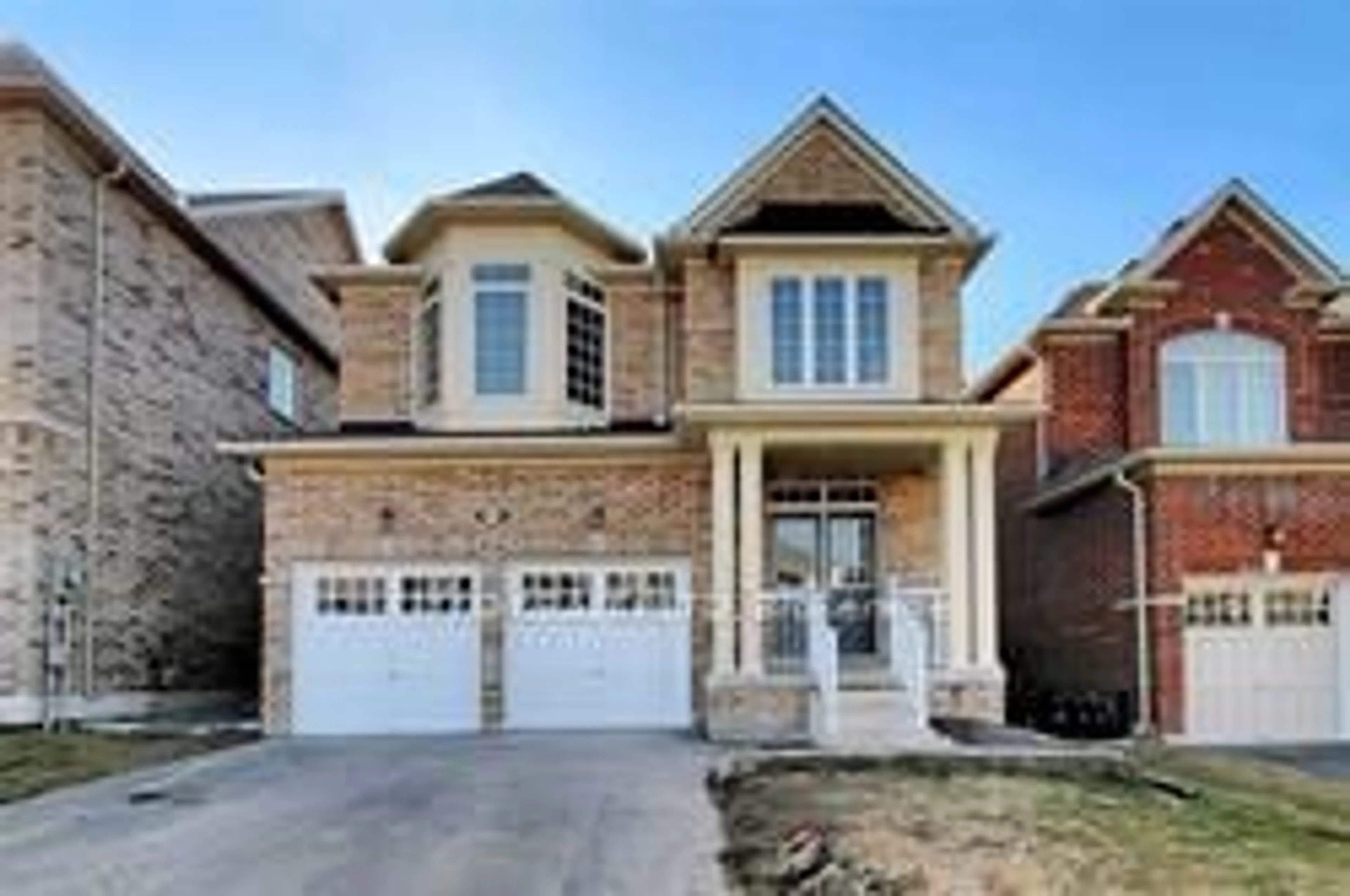 Home with brick exterior material for 992 Wrenwood Dr, Oshawa Ontario L1K 0Y1