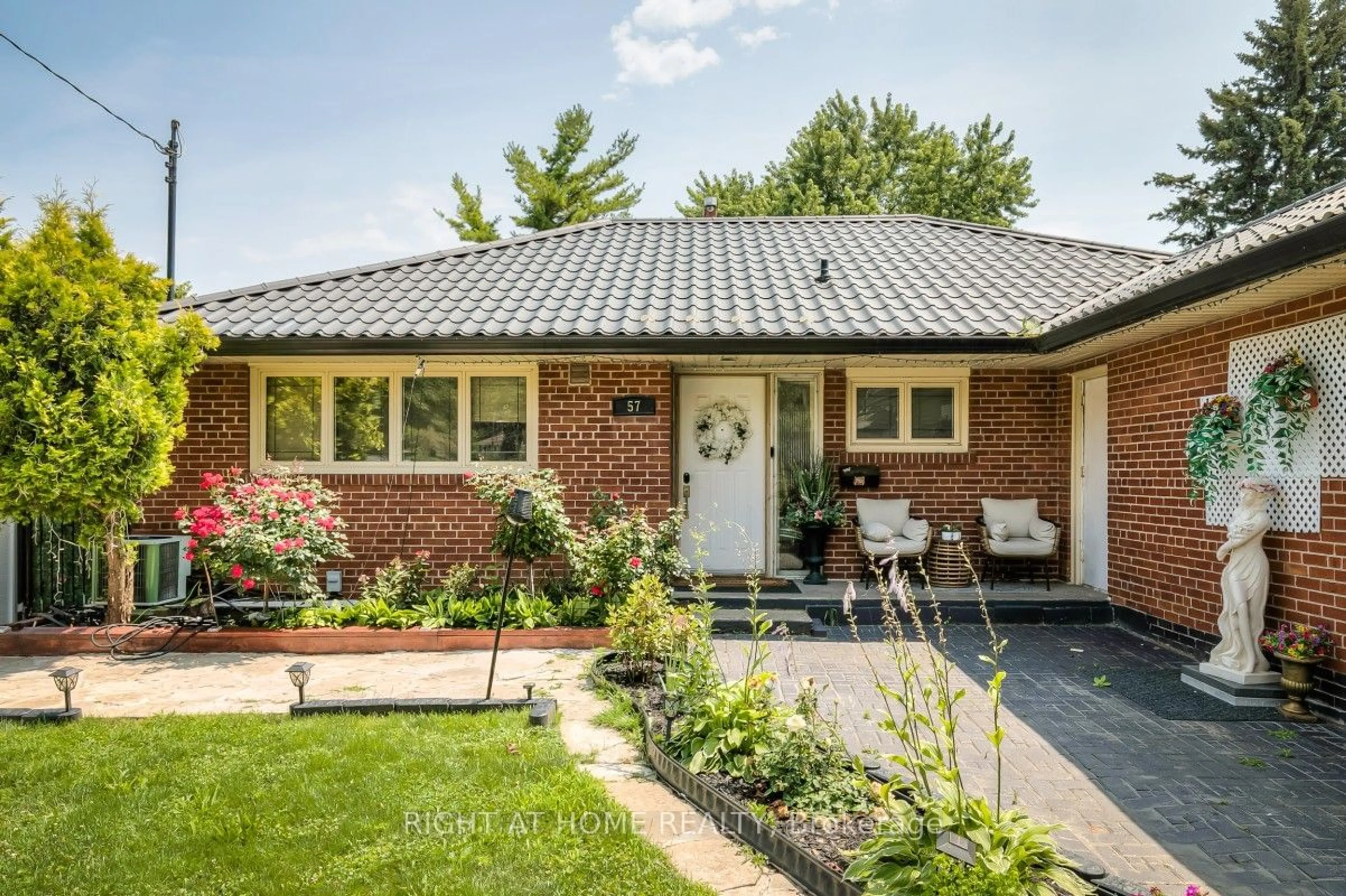 Home with brick exterior material for 57 Fishleigh Dr, Toronto Ontario M1N 1H3