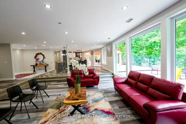 Additional property image - 2270 Meadowvale Rd
