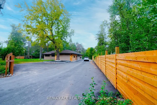 Additional property image - 2270 Meadowvale Rd