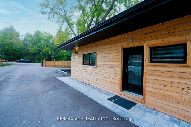Additional property image - 2270 Meadowvale Rd
