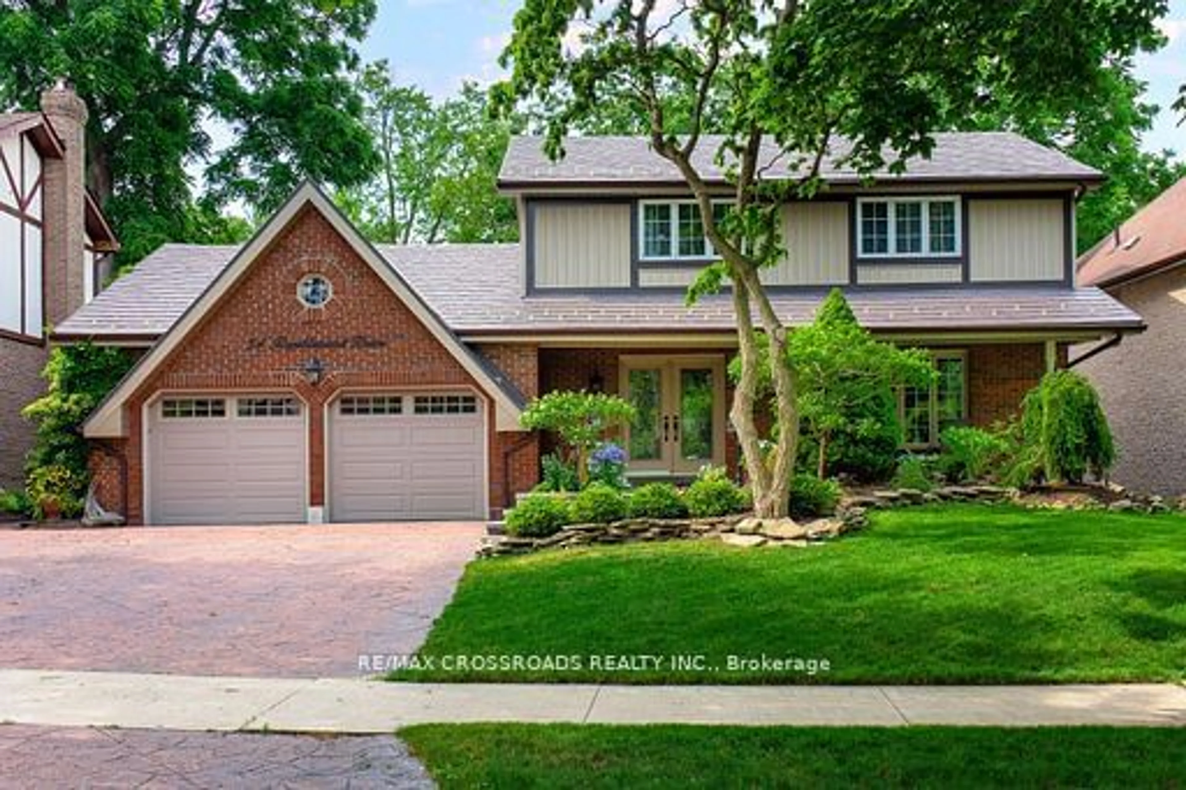 Home with brick exterior material for 54 Ramblewood Dr, Toronto Ontario M1C 3E1