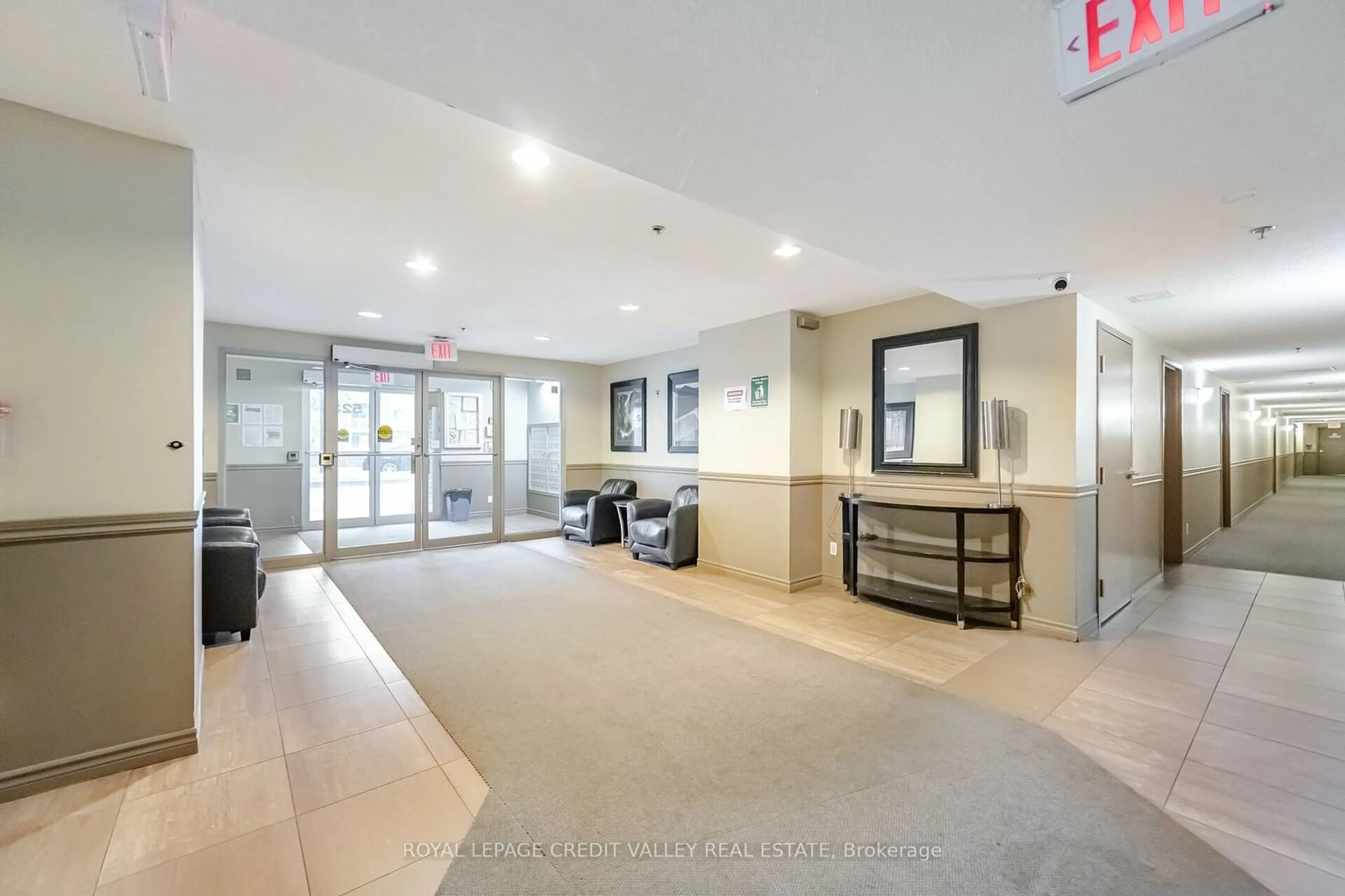 Indoor lobby for 5235 Finch Ave #204, Toronto Ontario M1S 5X3