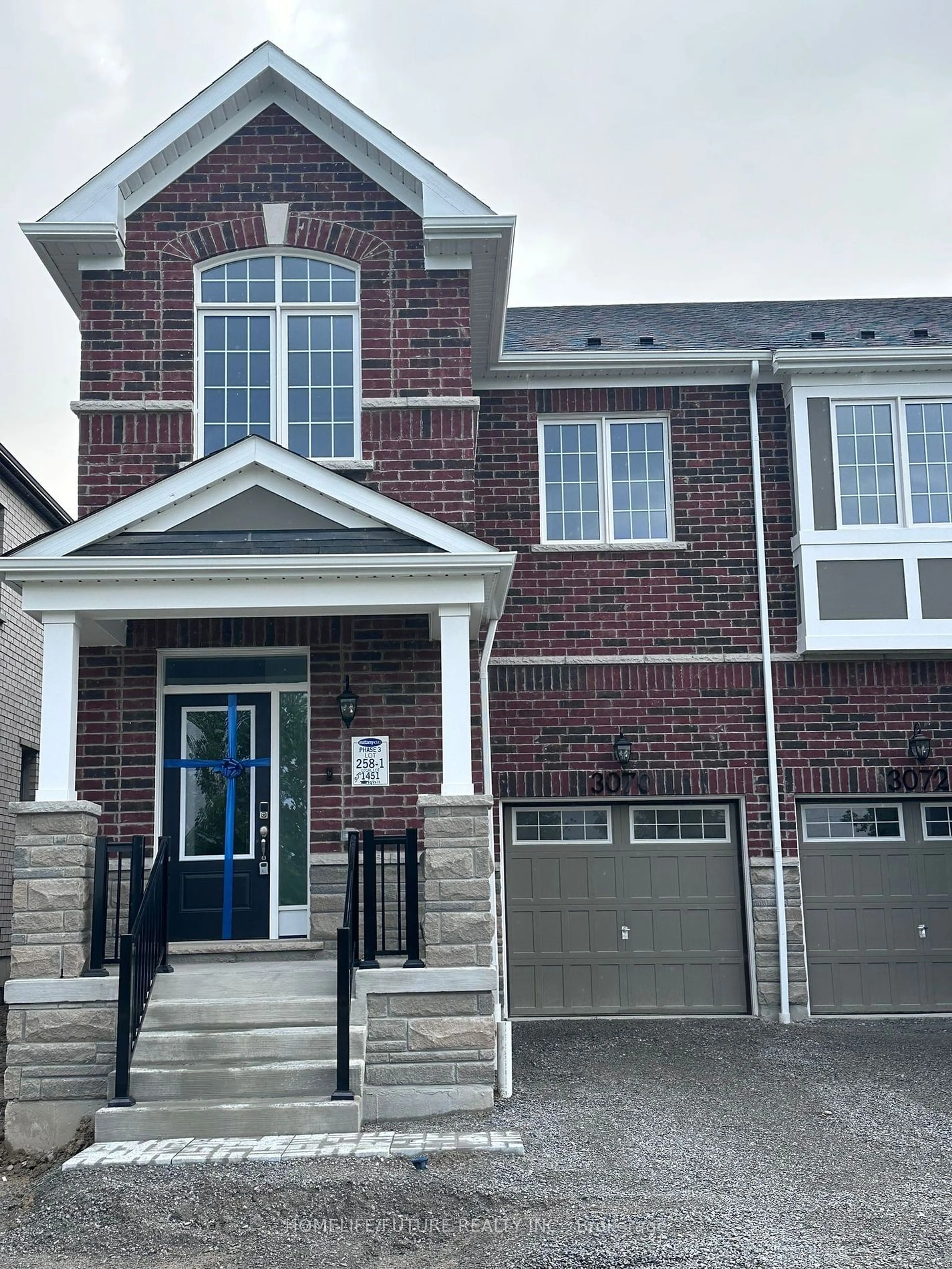 Home with brick exterior material for 3070 Sideline 16, Pickering Ontario L1Y 0B5