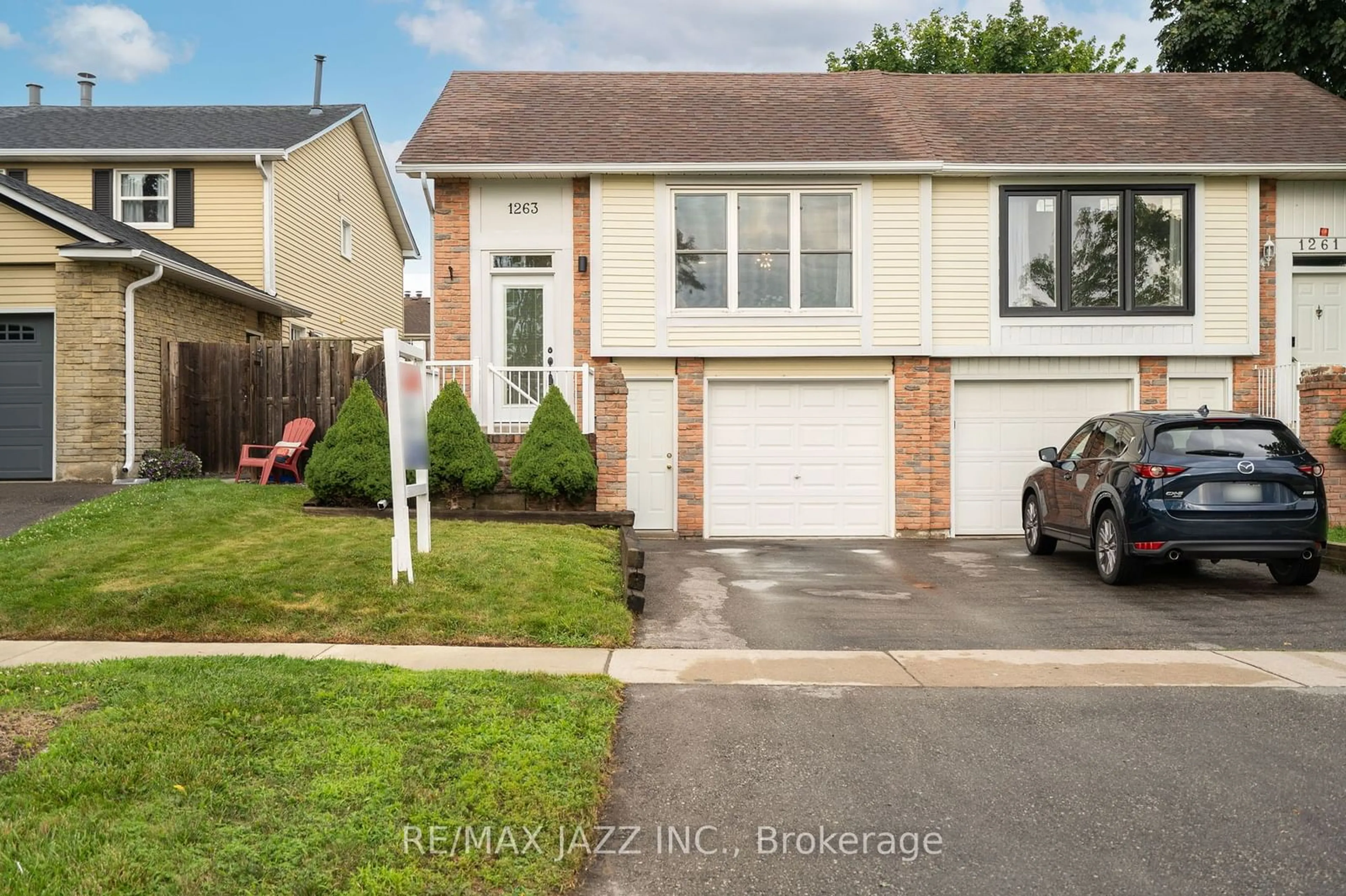 Frontside or backside of a home for 1263 Northbrook St, Oshawa Ontario L1G 7M5