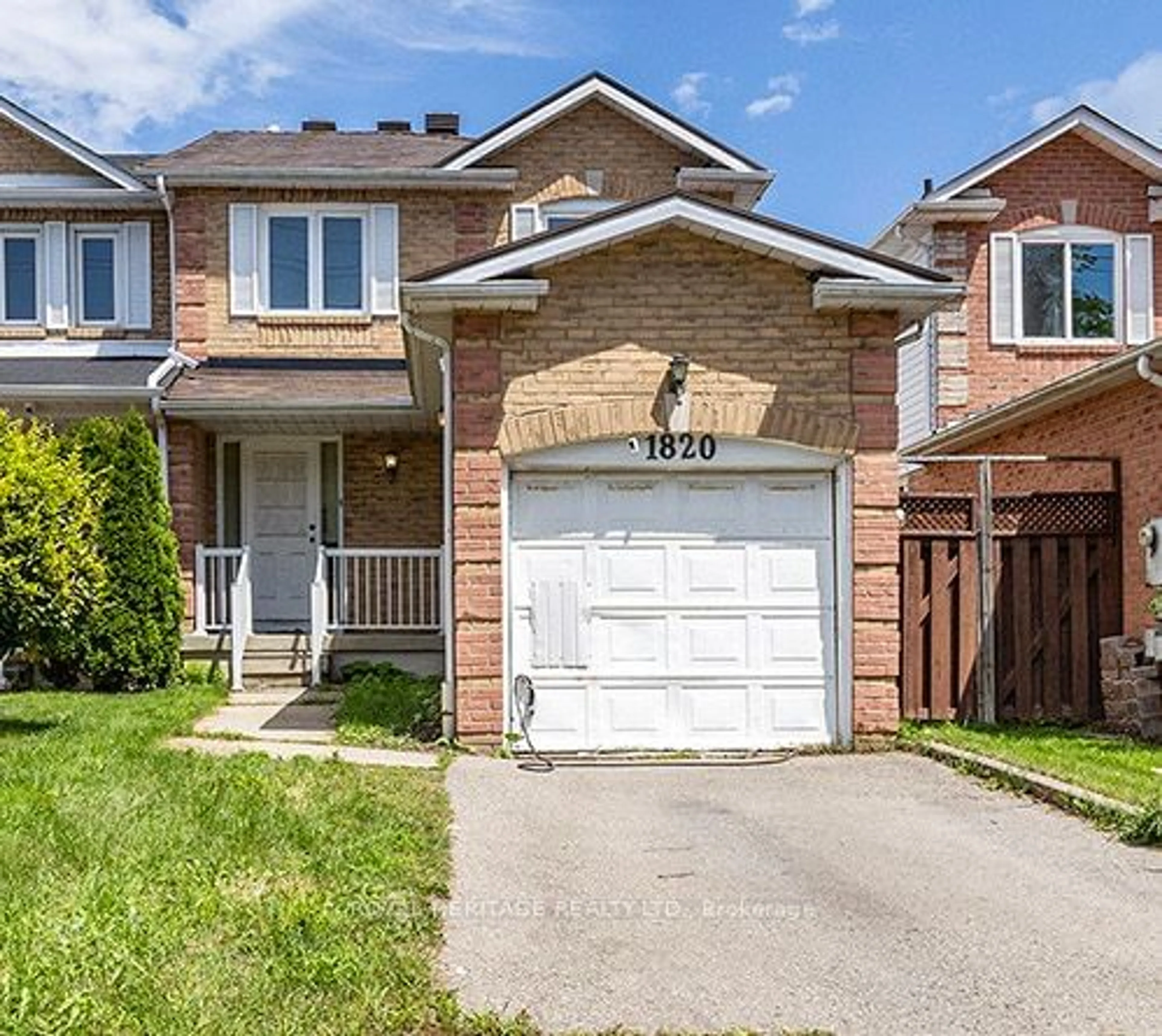 Frontside or backside of a home for 1820 Bainbridge Dr, Pickering Ontario L1V 6L7