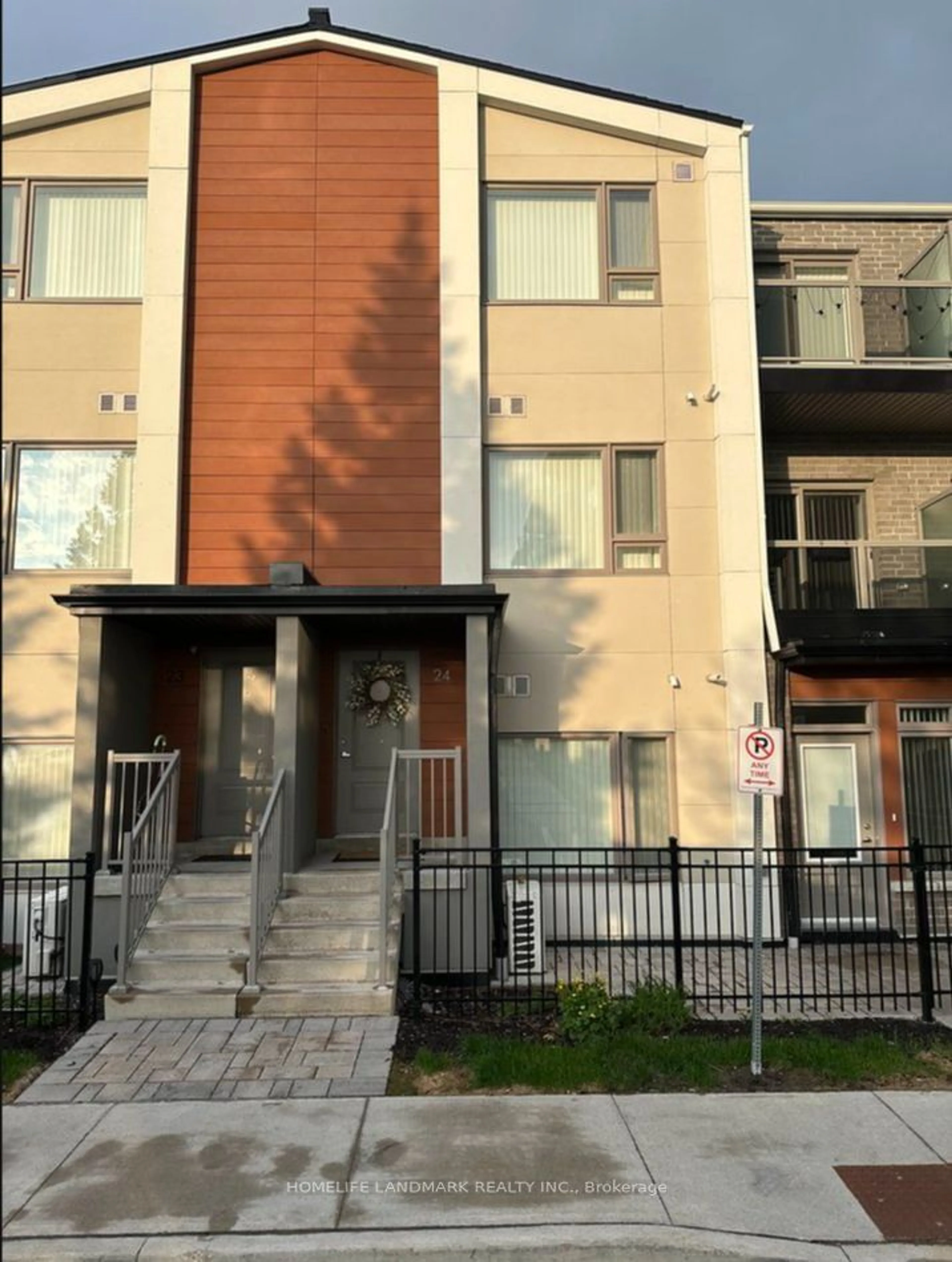 A pic from exterior of the house or condo for 40 Orchid Place Dr, Toronto Ontario M1B 0C4