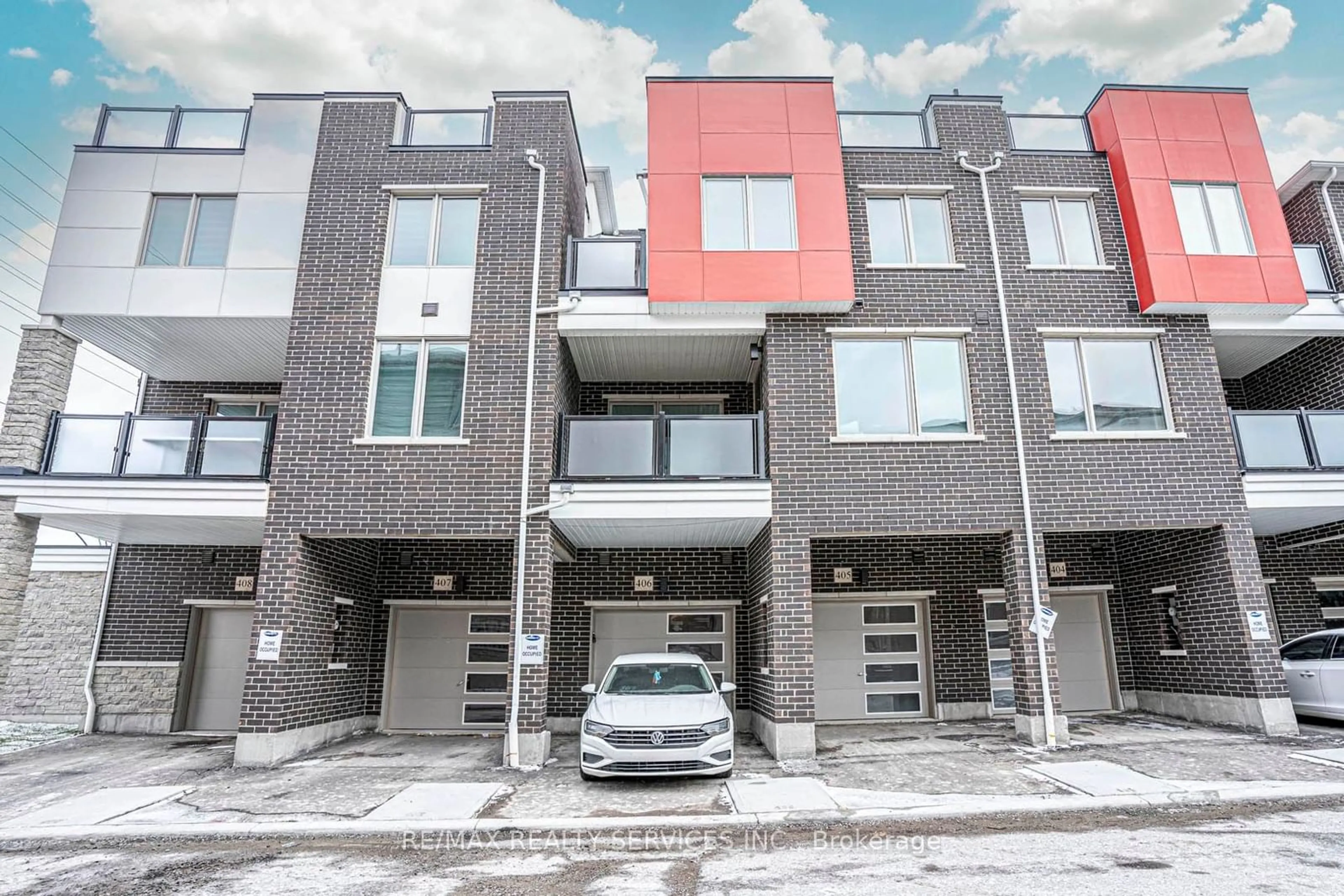 A pic from exterior of the house or condo for 1034 Reflection Pl #406, Pickering Ontario L1X 0L1
