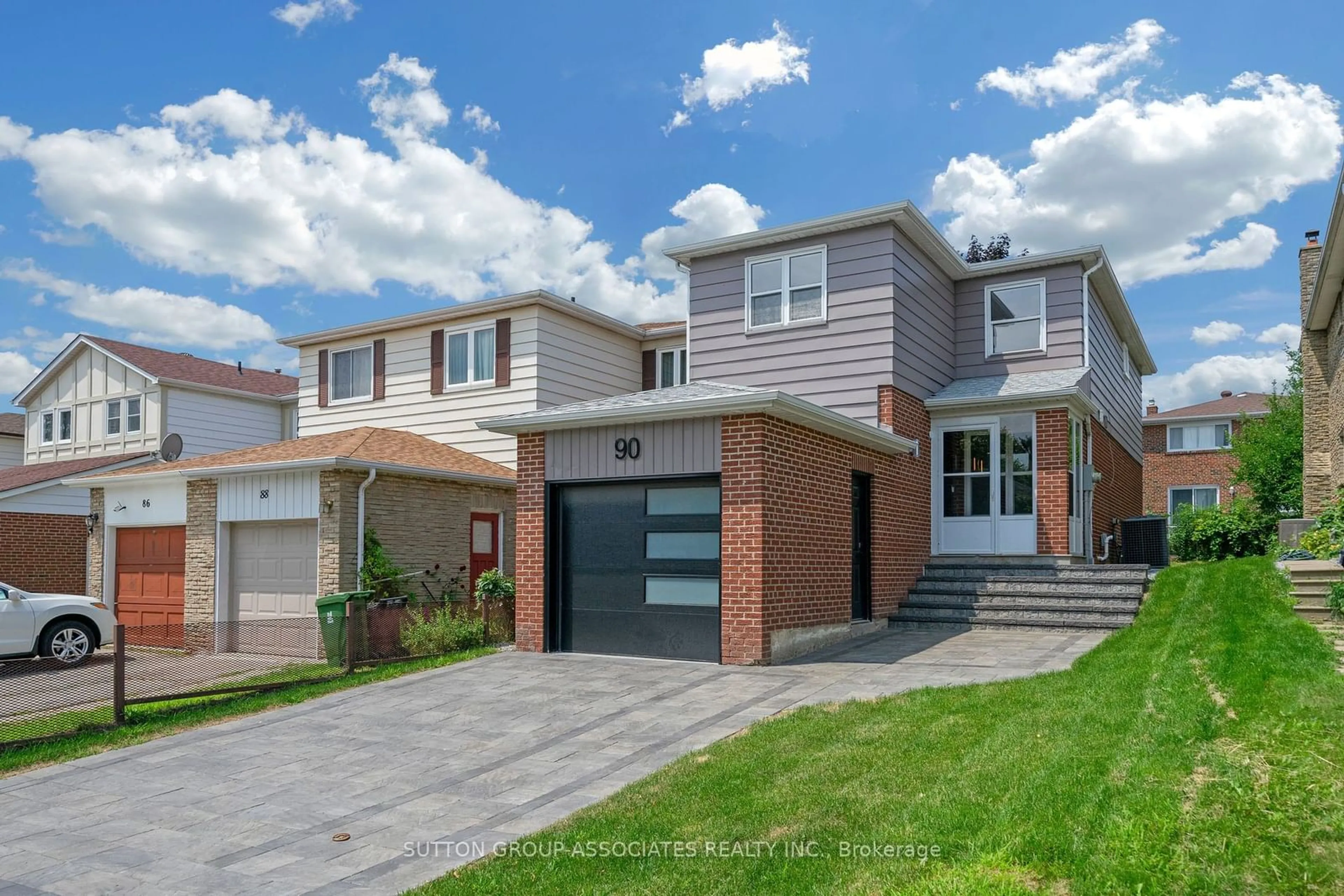 Home with brick exterior material for 90 Rooksnest Tr, Toronto Ontario M1S 3W3