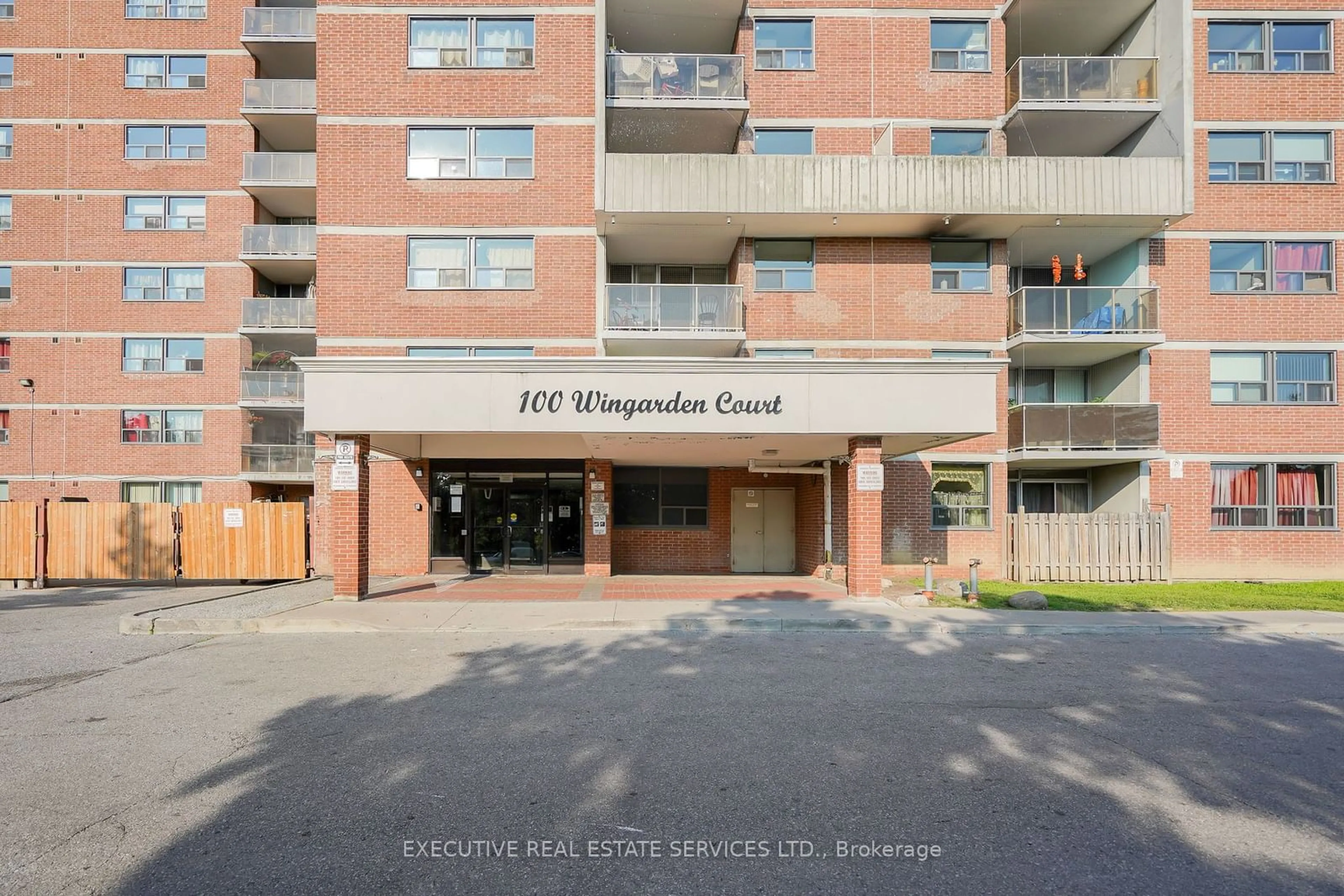 A pic from exterior of the house or condo for 100 Wingarden Crt #605, Toronto Ontario M1B 2P4