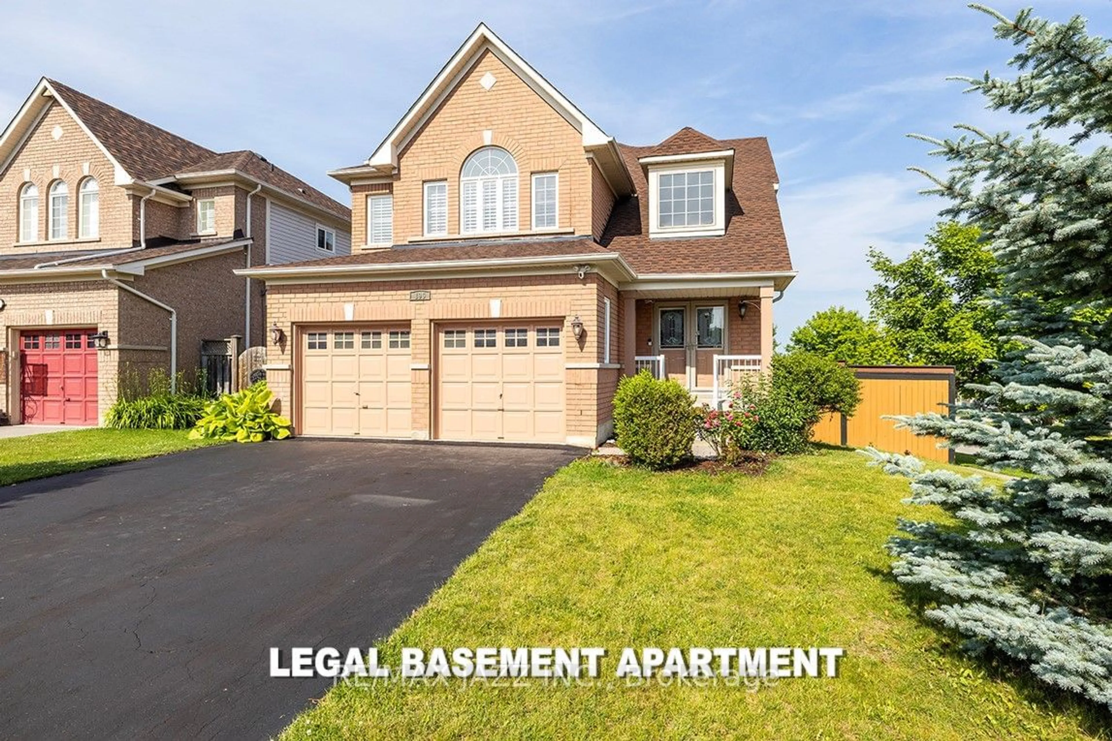 Frontside or backside of a home for 196 Millburn Dr, Clarington Ontario L1C 5M1