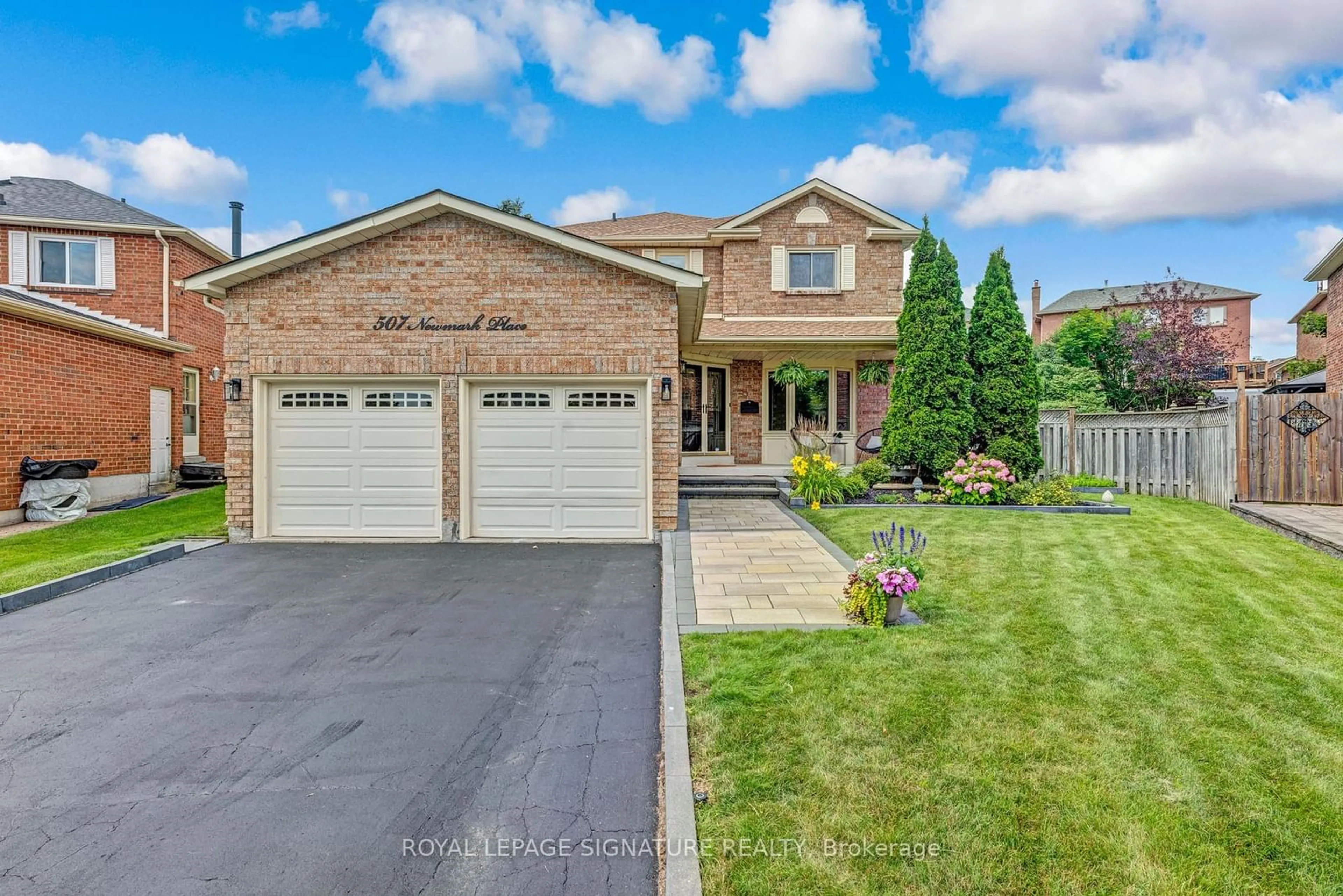 Frontside or backside of a home for 507 Newmark Pl, Pickering Ontario L1V 4R4