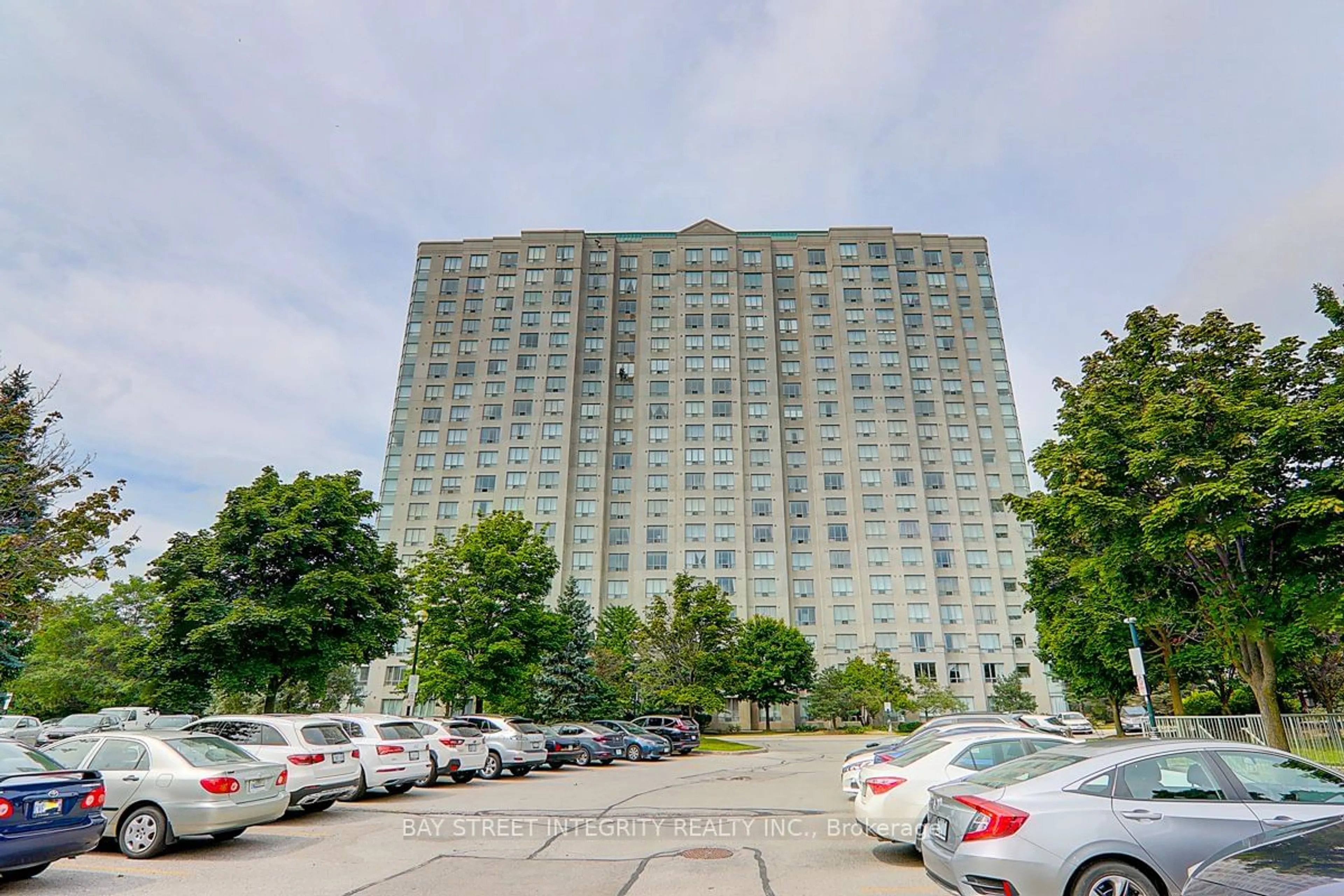 A pic from exterior of the house or condo for 2627 Mccowan Rd #605, Toronto Ontario M1S 5T1