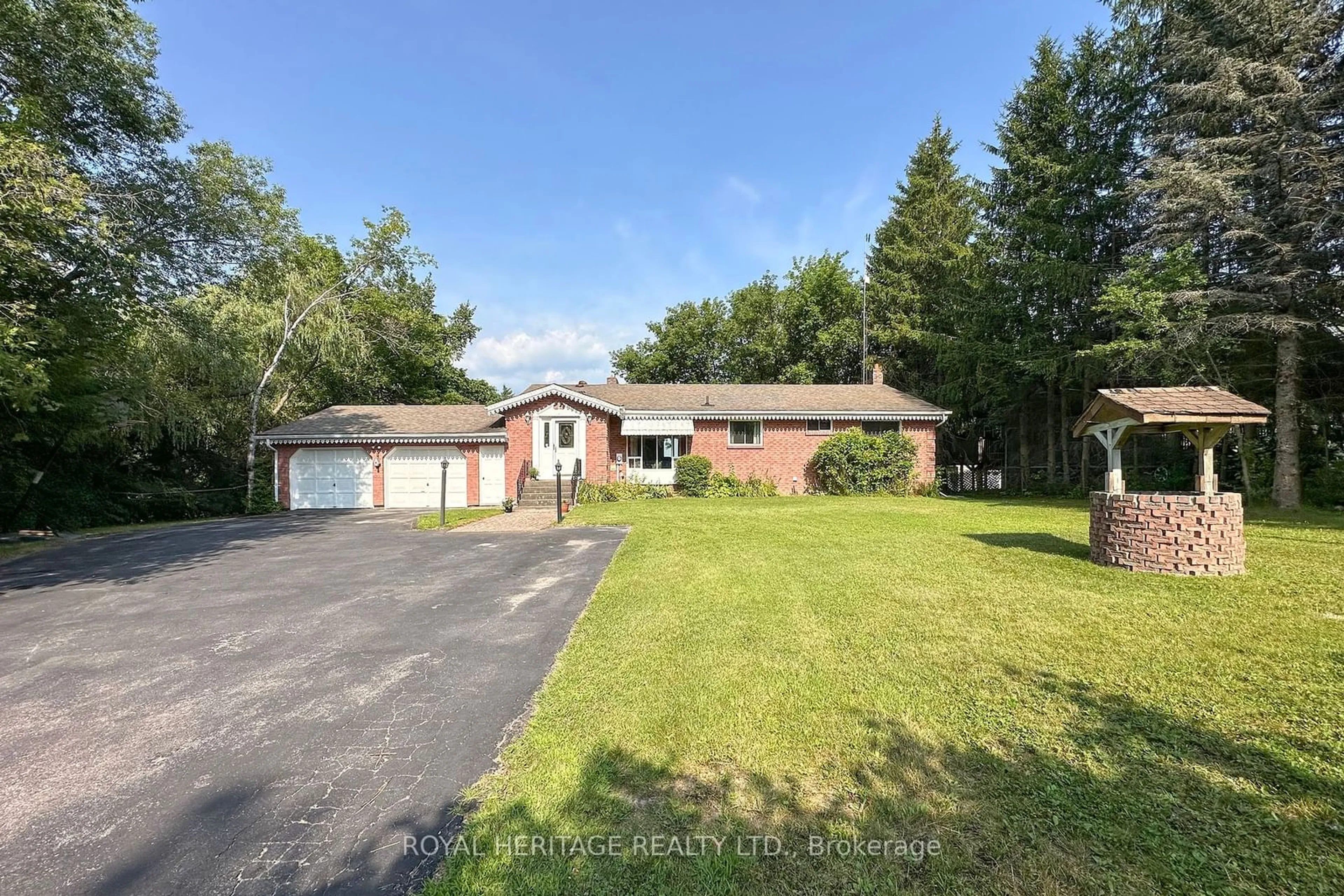 Frontside or backside of a home, cottage for 135 Edgewood Cres, Scugog Ontario L9L 1B7