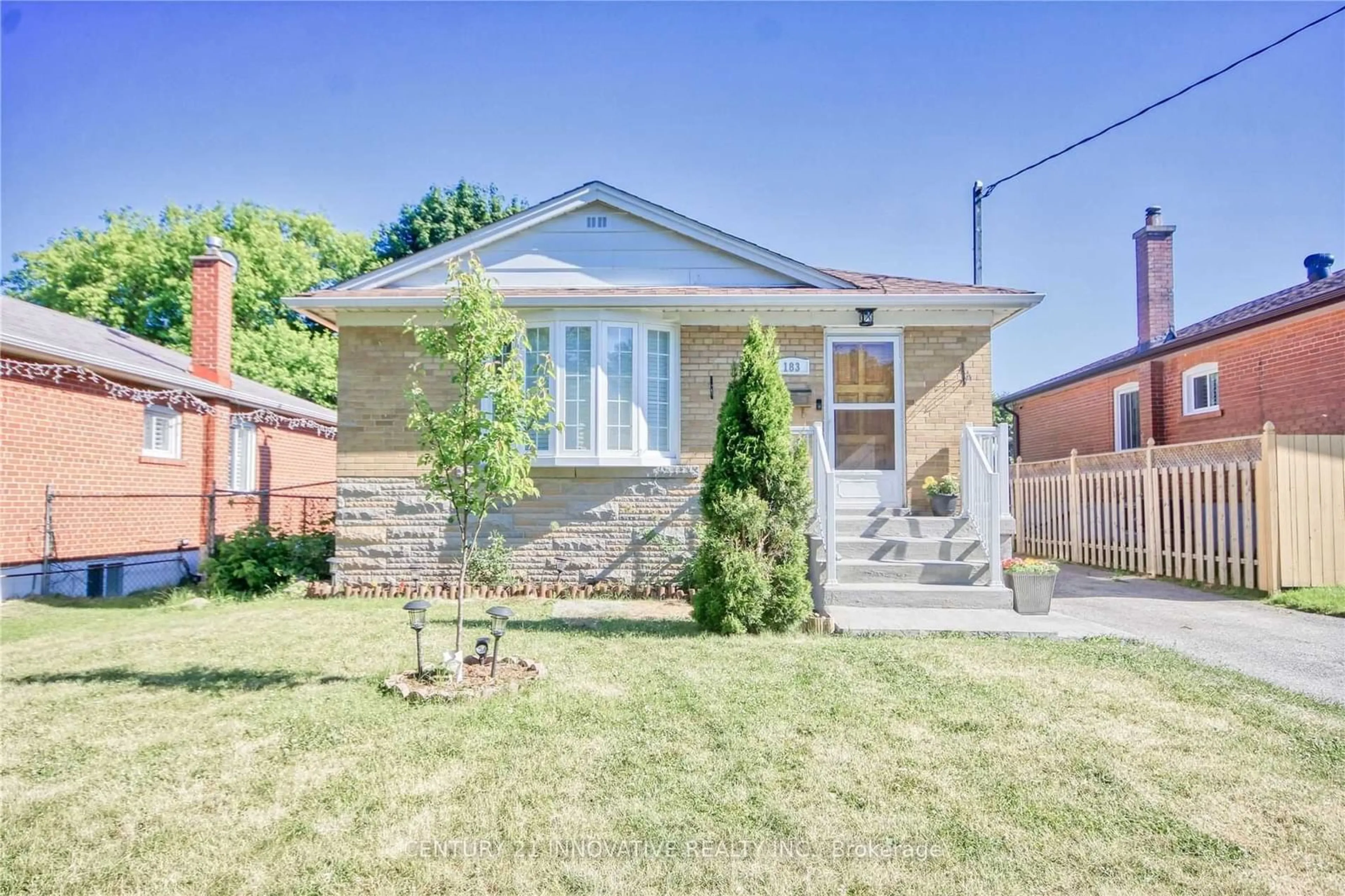 Frontside or backside of a home for 183 Sedgemount Dr, Toronto Ontario M1H 1Y1