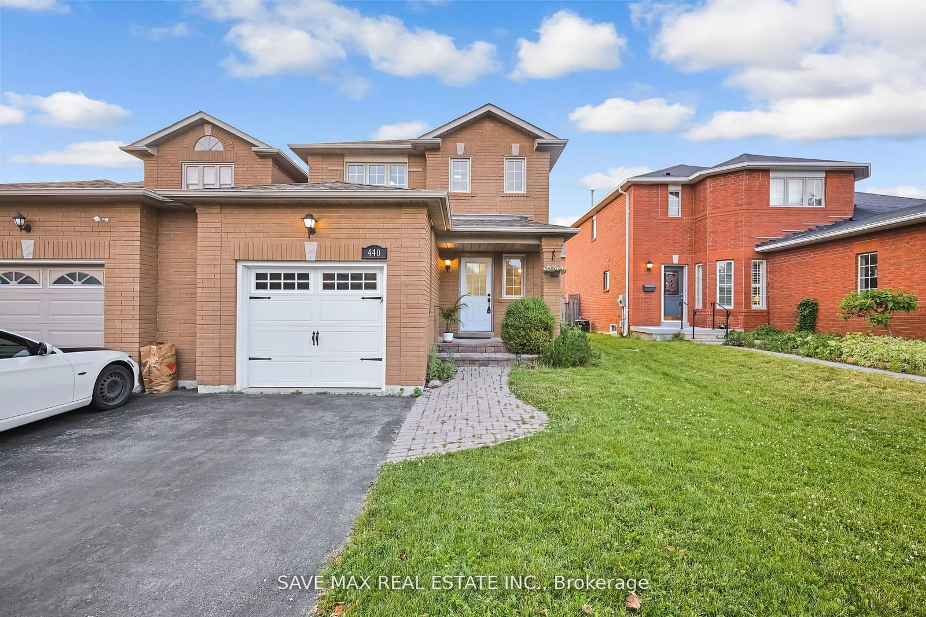 Frontside or backside of a home for 440 Stonegate Ave, Oshawa Ontario L1K 2L7