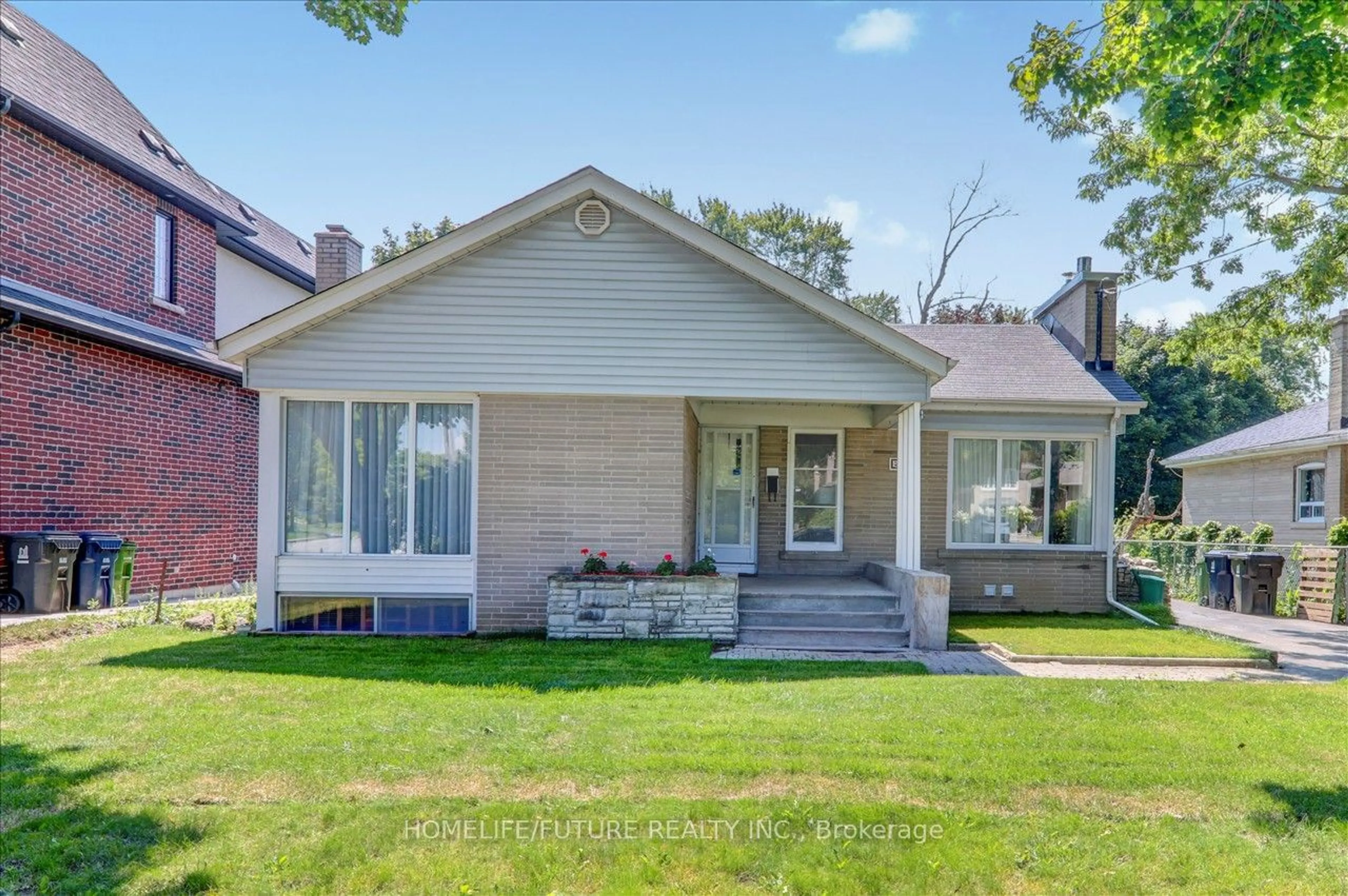 Frontside or backside of a home for 53 DENNETTE Dr, Toronto Ontario M1S 2E8