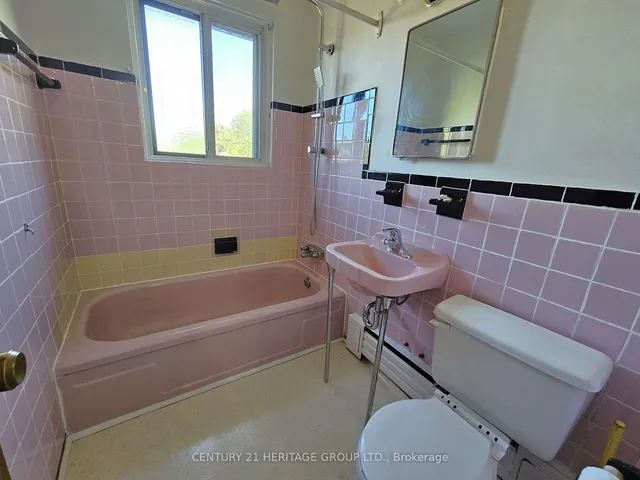 Additional property image - 423 Pharmacy Ave