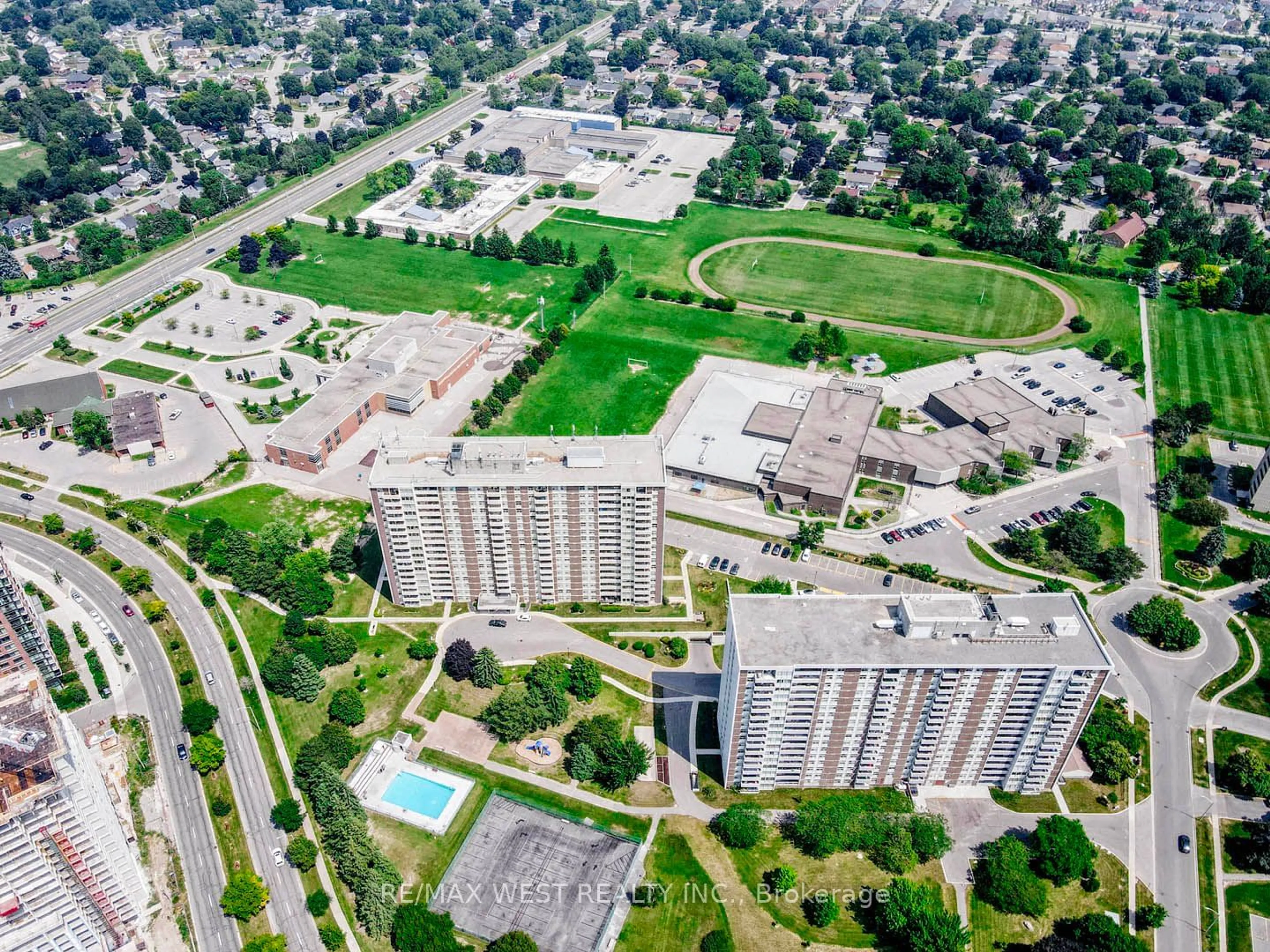 A pic from exterior of the house or condo for 66 Falby Crt #811, Ajax Ontario L1S 3L2