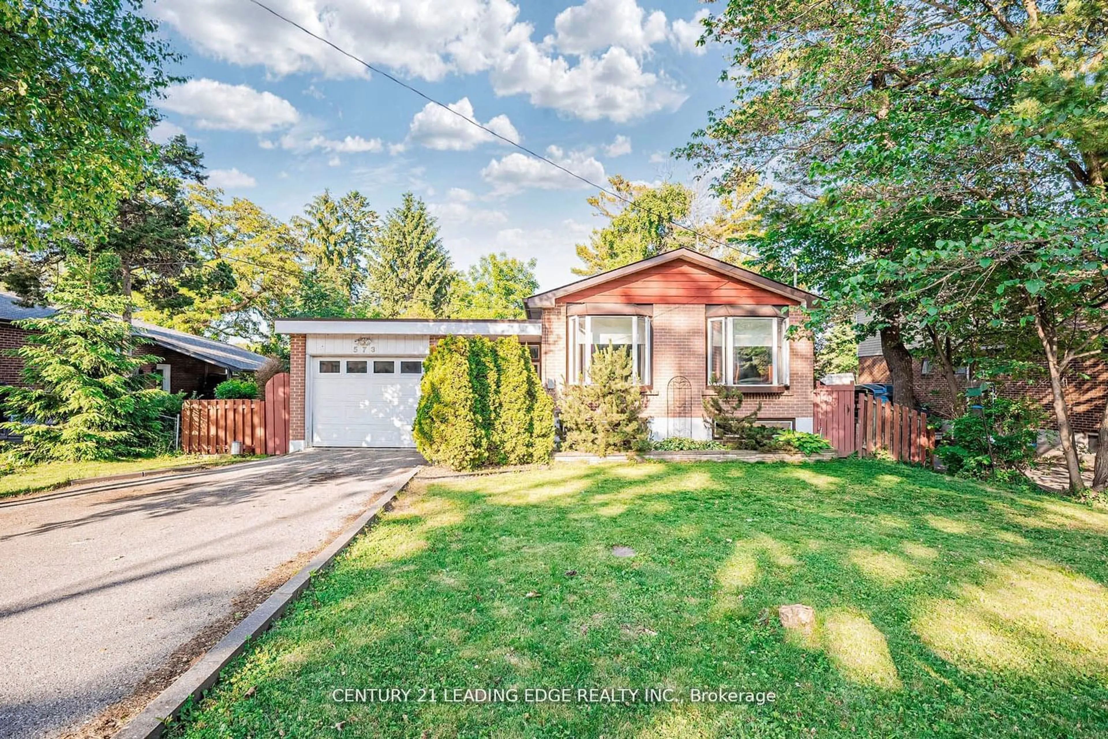 Frontside or backside of a home for 573 Marksbury Rd, Pickering Ontario L1W 2S9