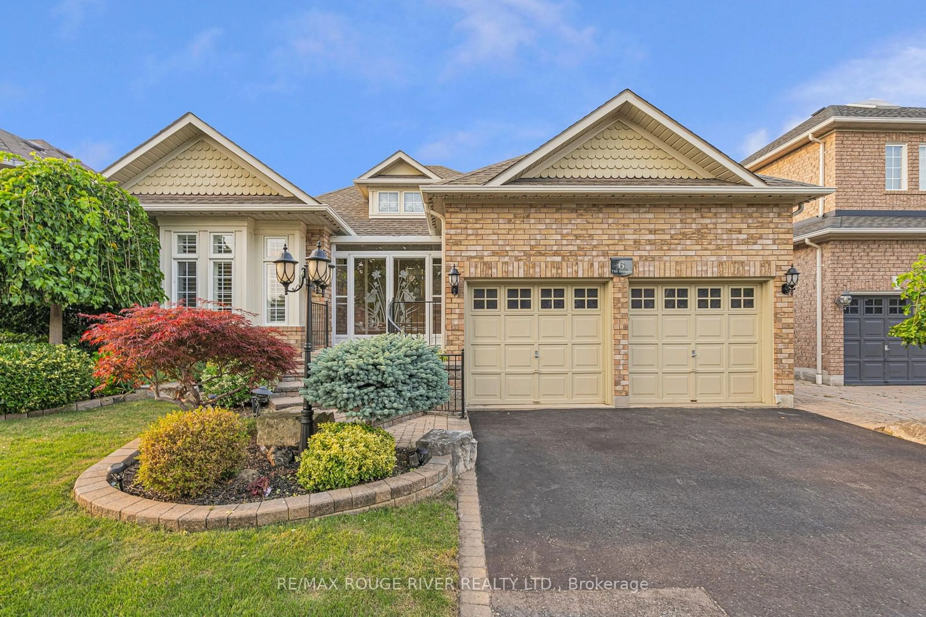 Frontside or backside of a home for 6 Branstone Dr, Whitby Ontario L1R 3B6