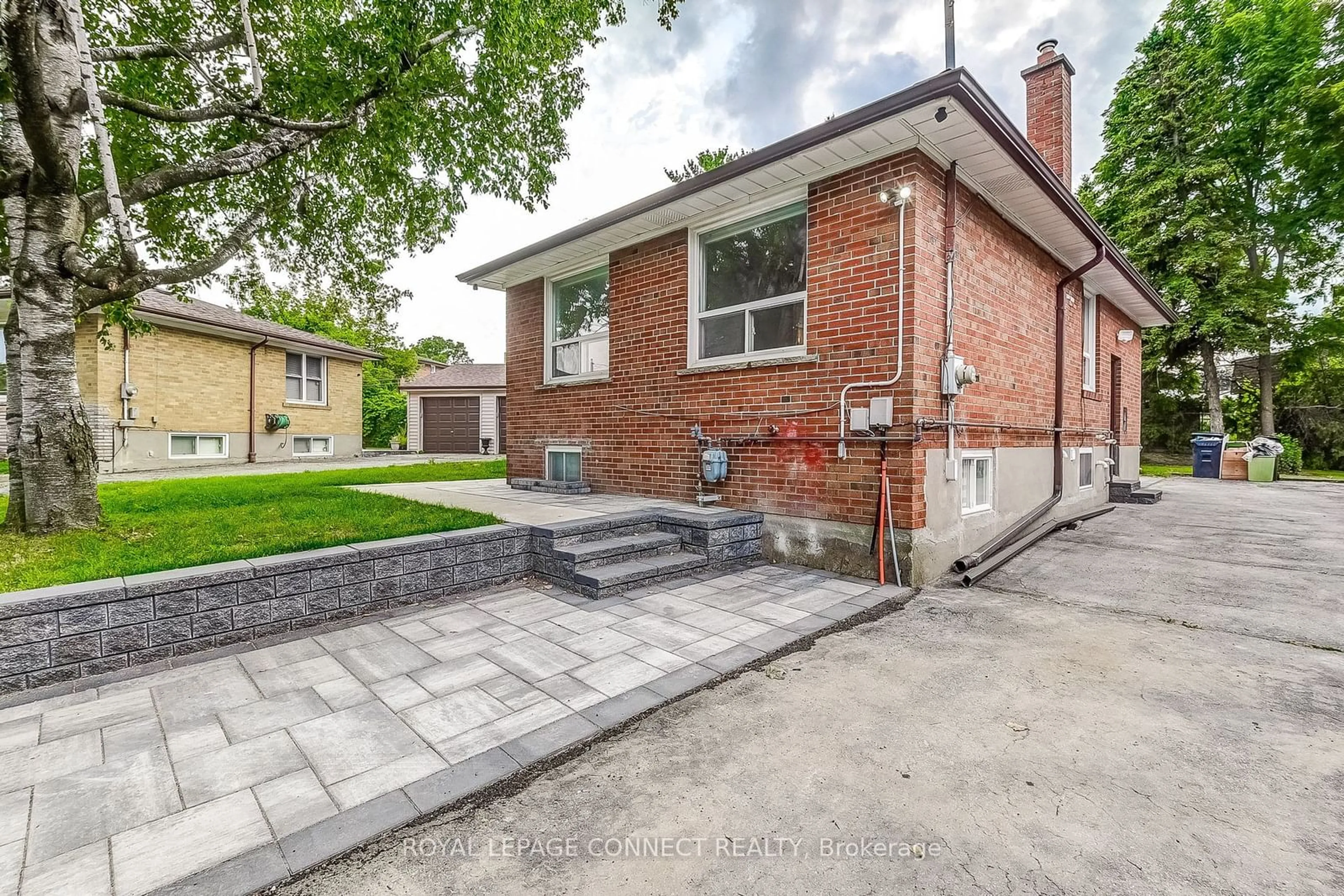 Home with brick exterior material for 44 Ronway Cres, Toronto Ontario M1J 2S2