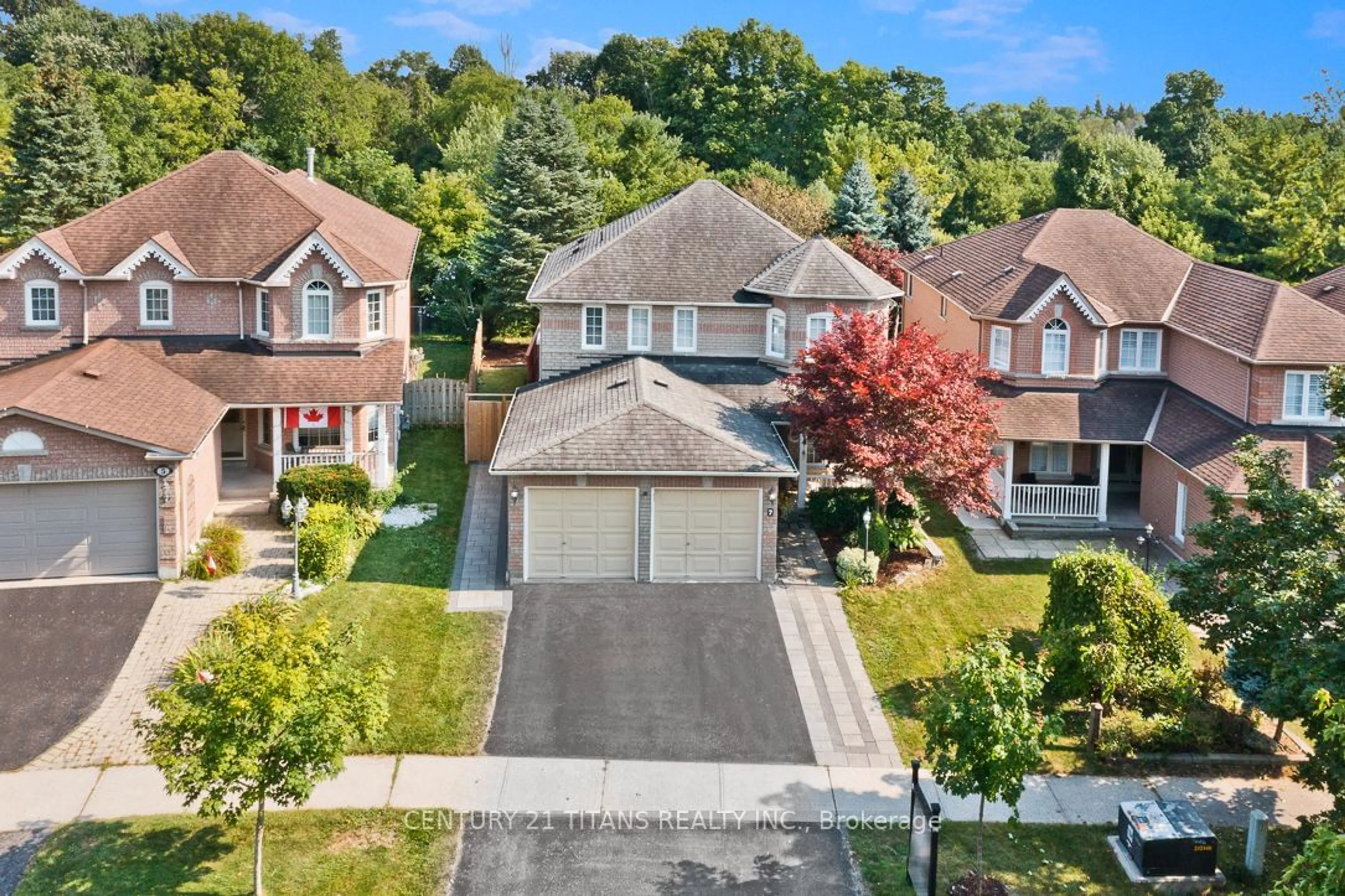 Frontside or backside of a home for 7 Annie Cres, Ajax Ontario L1T 3X6