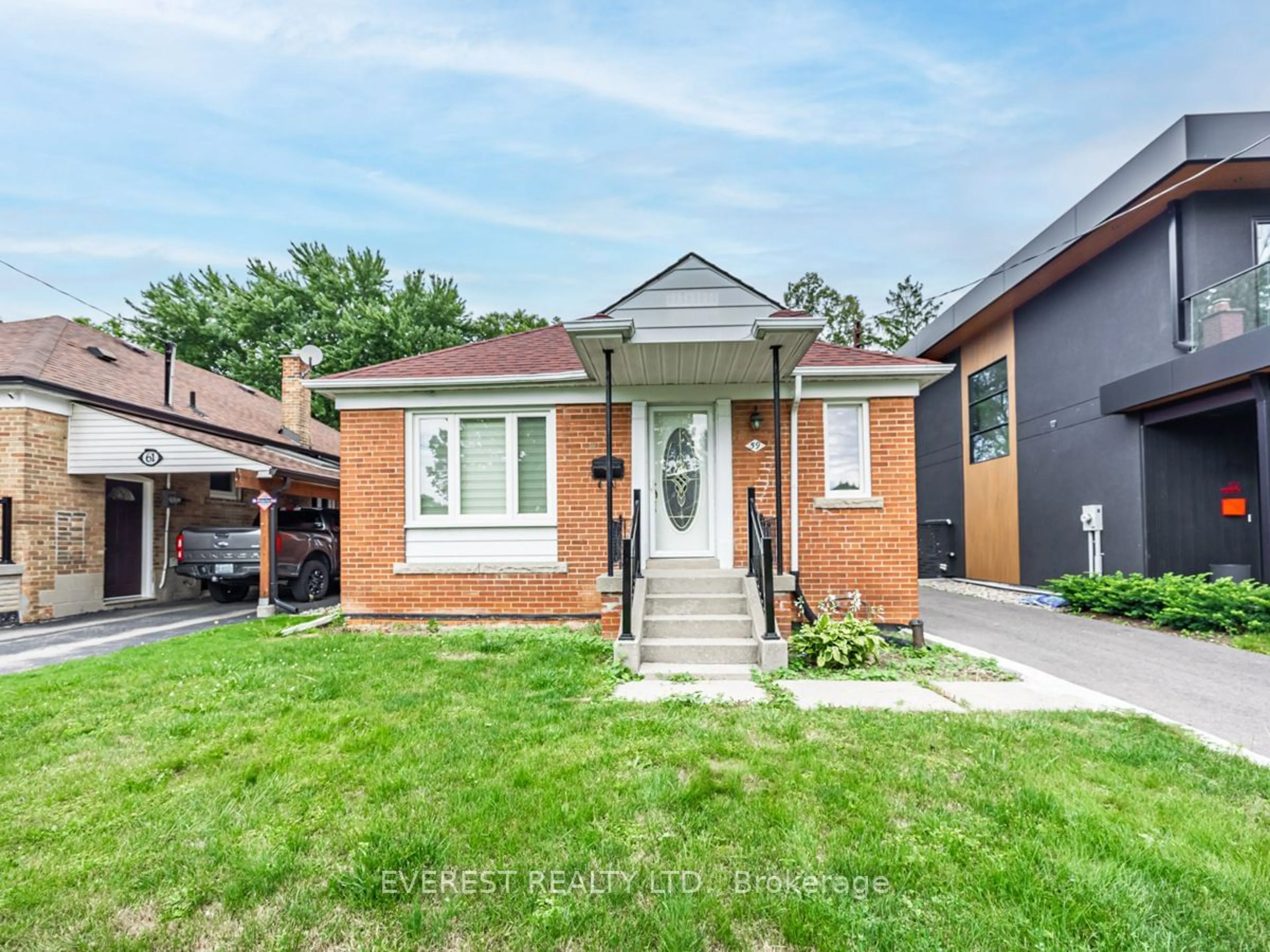 Home with brick exterior material for 59 Lilian Dr, Toronto Ontario M1R 3W4