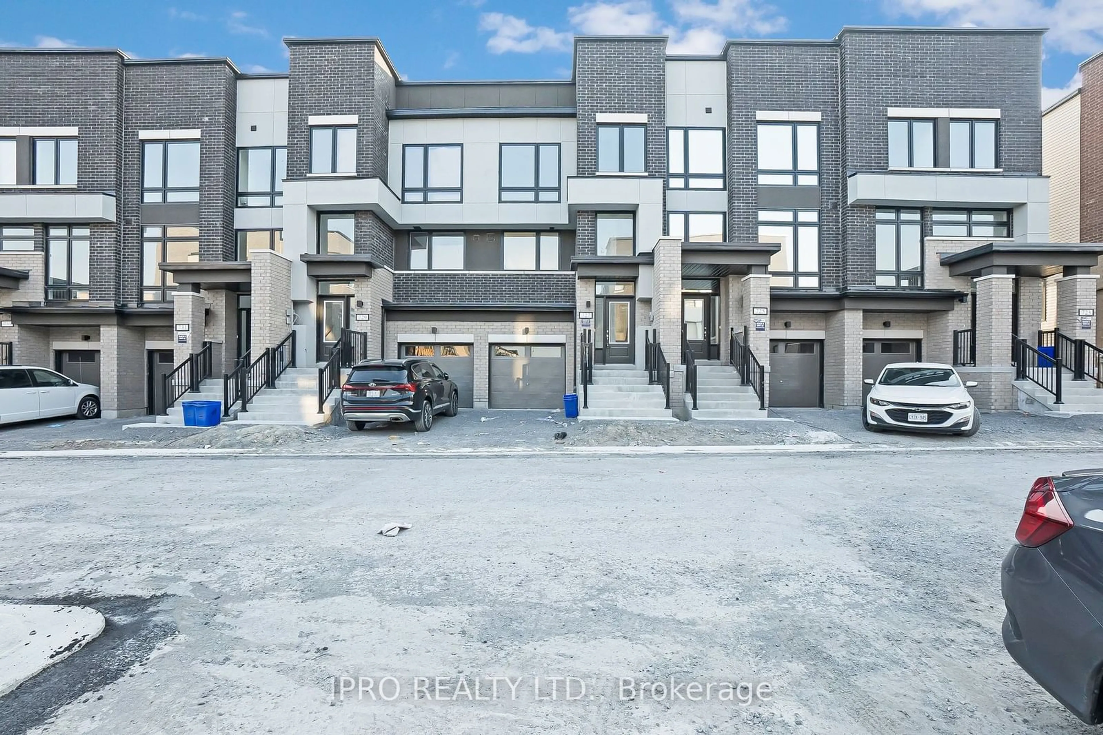 A pic from exterior of the house or condo for 727 Heathrow Path, Oshawa Ontario L1K 3G4