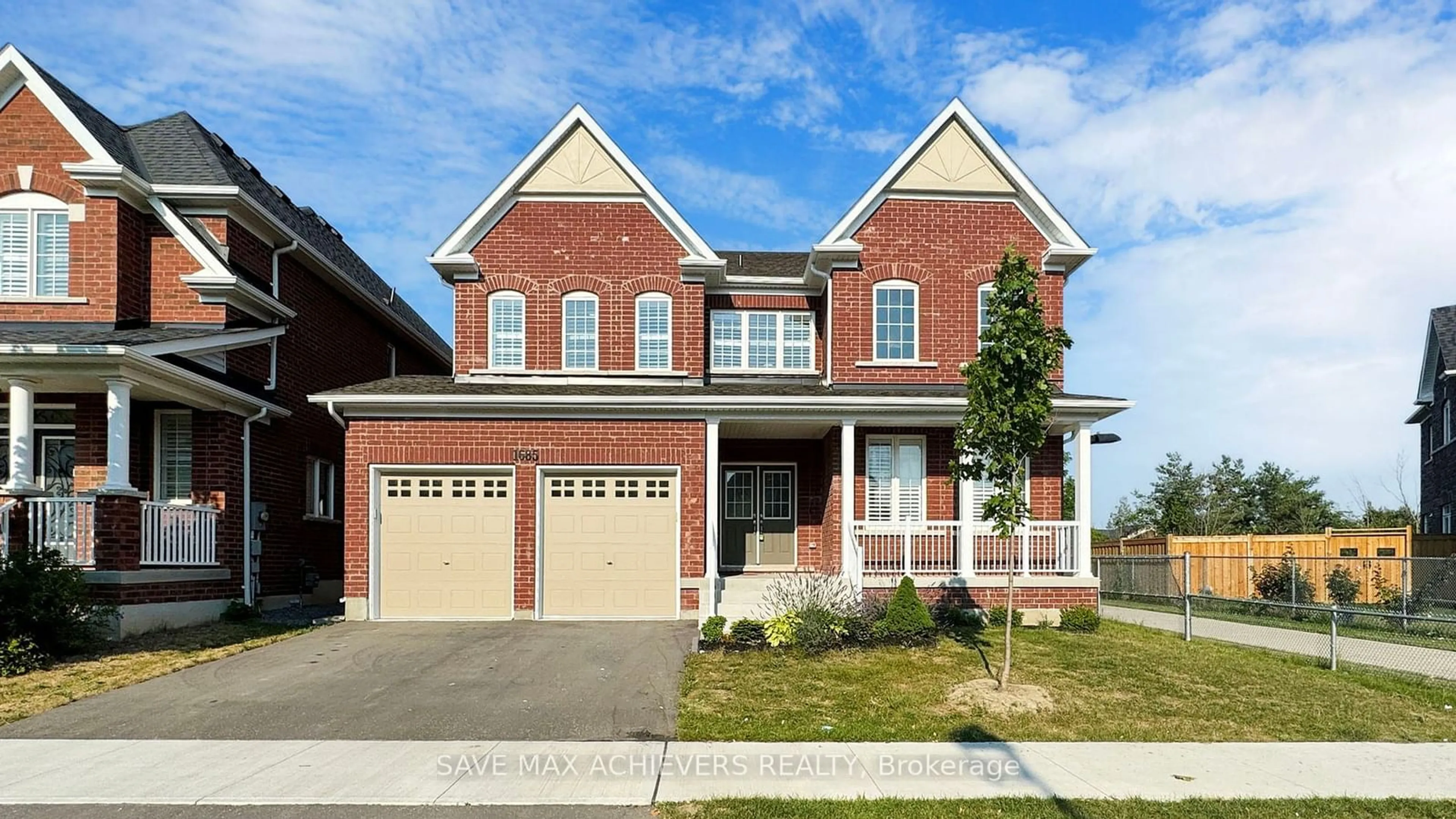 Home with brick exterior material for 1685 William Lott Dr, Oshawa Ontario L1H 7K5